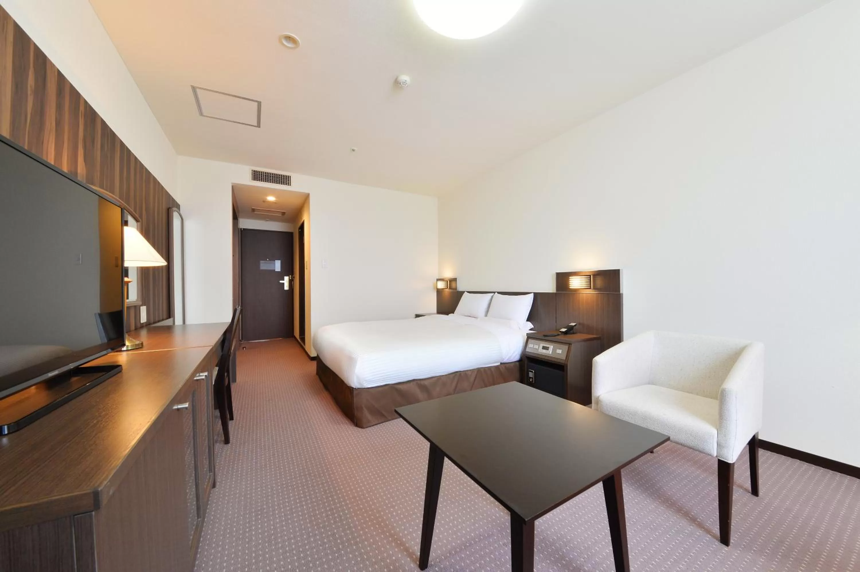 Standard Queen Room A - single occupancy - Non-Smoking in Hakodate Kokusai Hotel