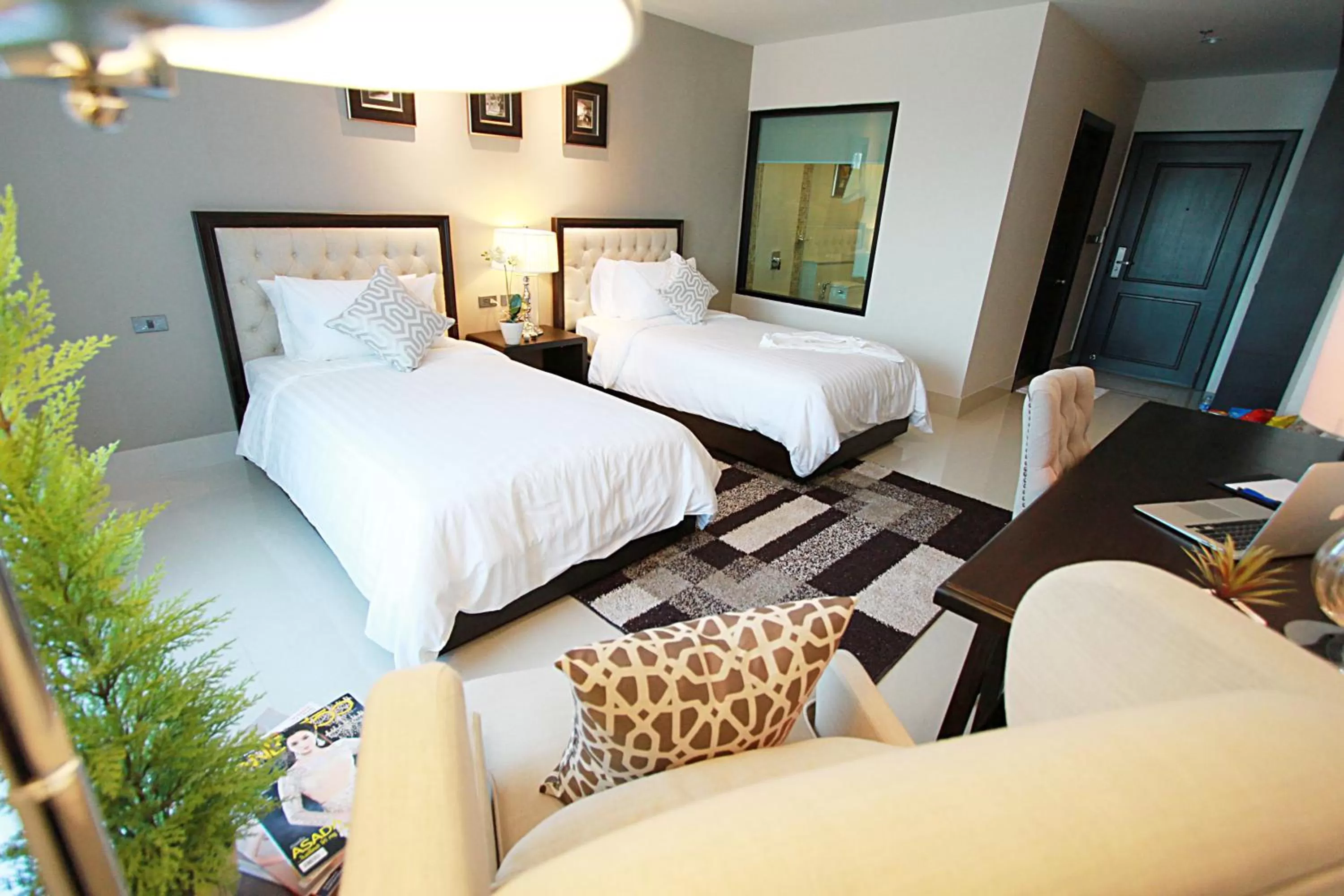 Superior Twin Room in SN Plus Hotel - SHA Plus