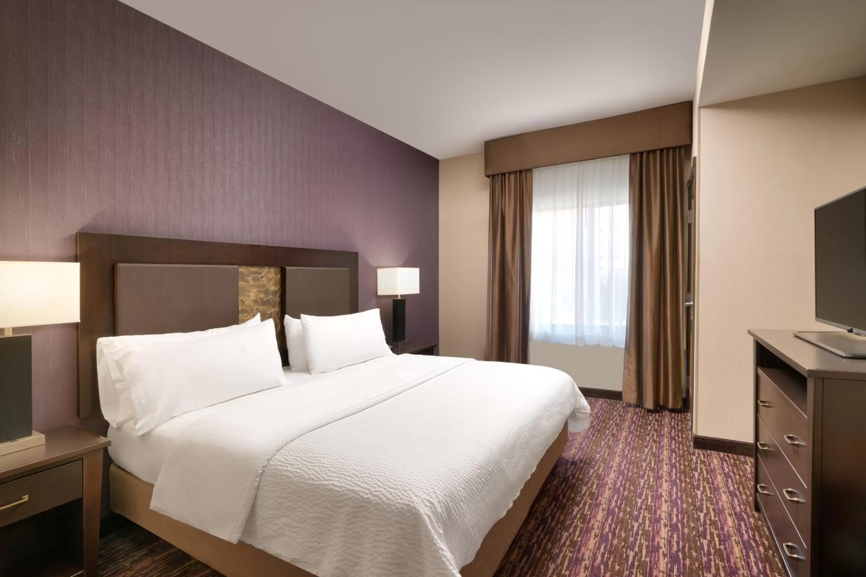 King Suite in Holiday Inn Express Hotel & Suites Billings by IHG