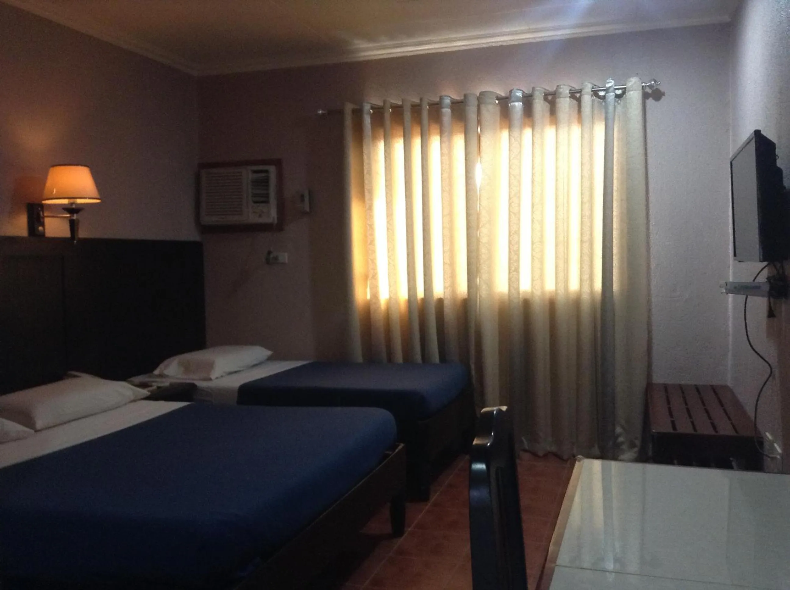 Bed in Miami Inn