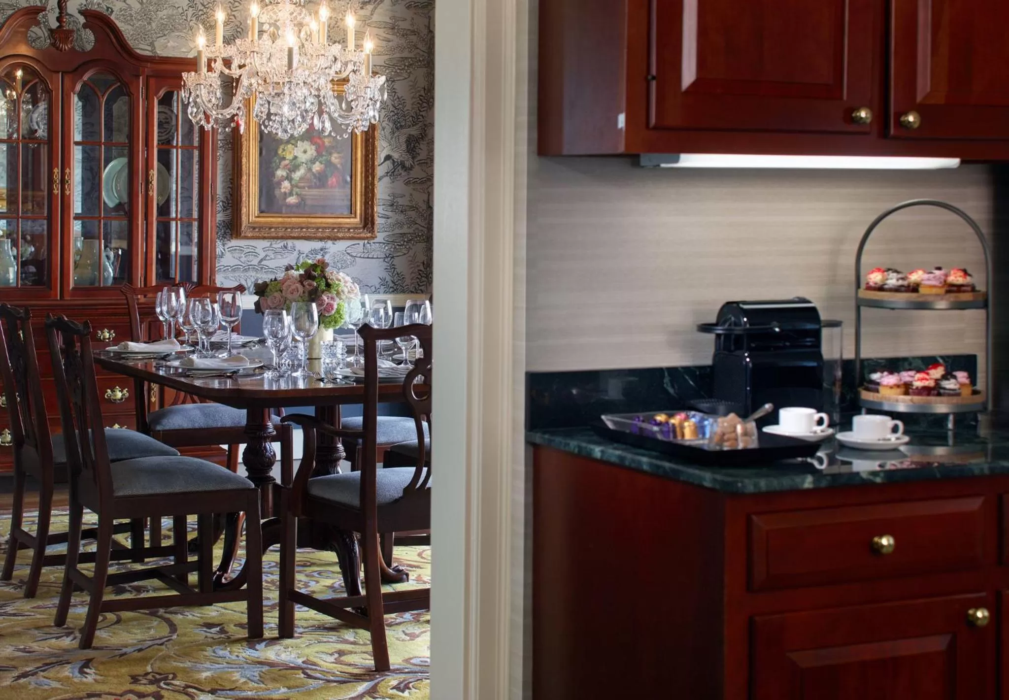 Luxury Presidential Suite - 1 King Bed in Omni Shoreham Hotel