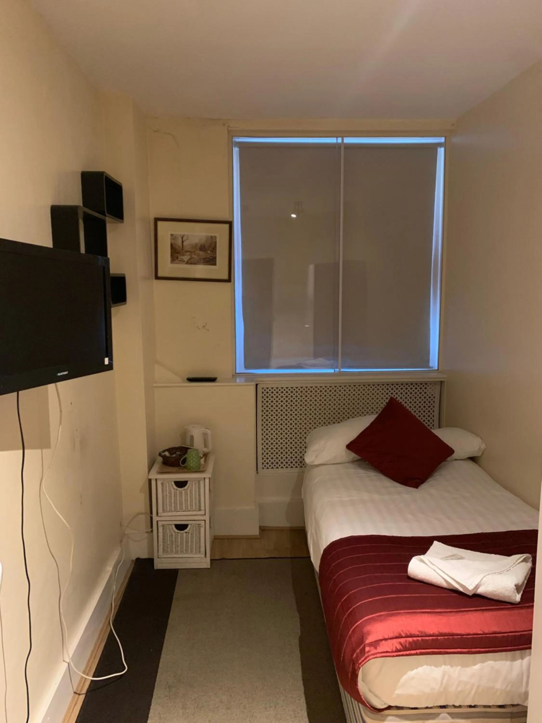 Single Room with Shared Bathroom in Thanet Hotel