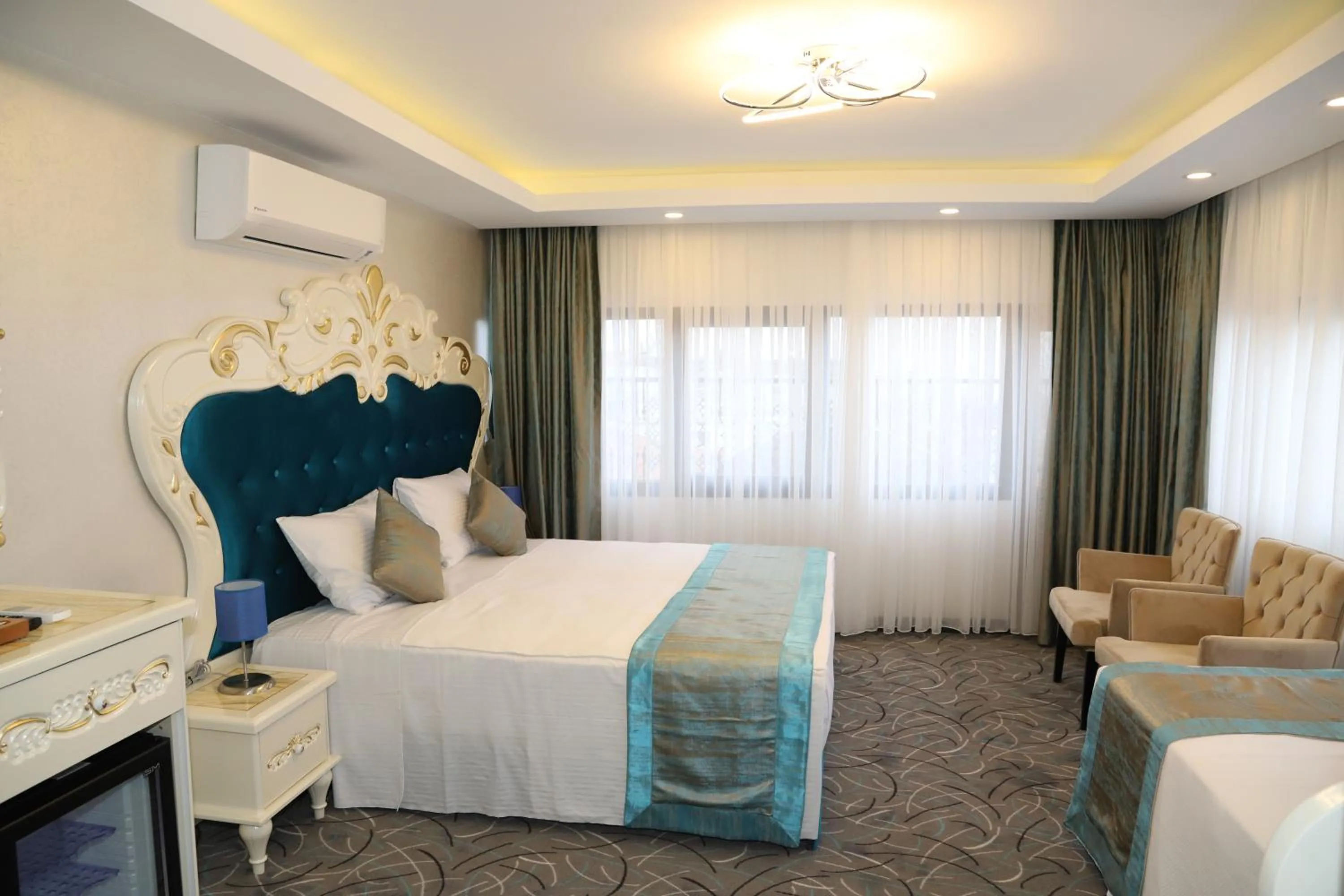 King Room with Sea View in Grand Kavi Hotel