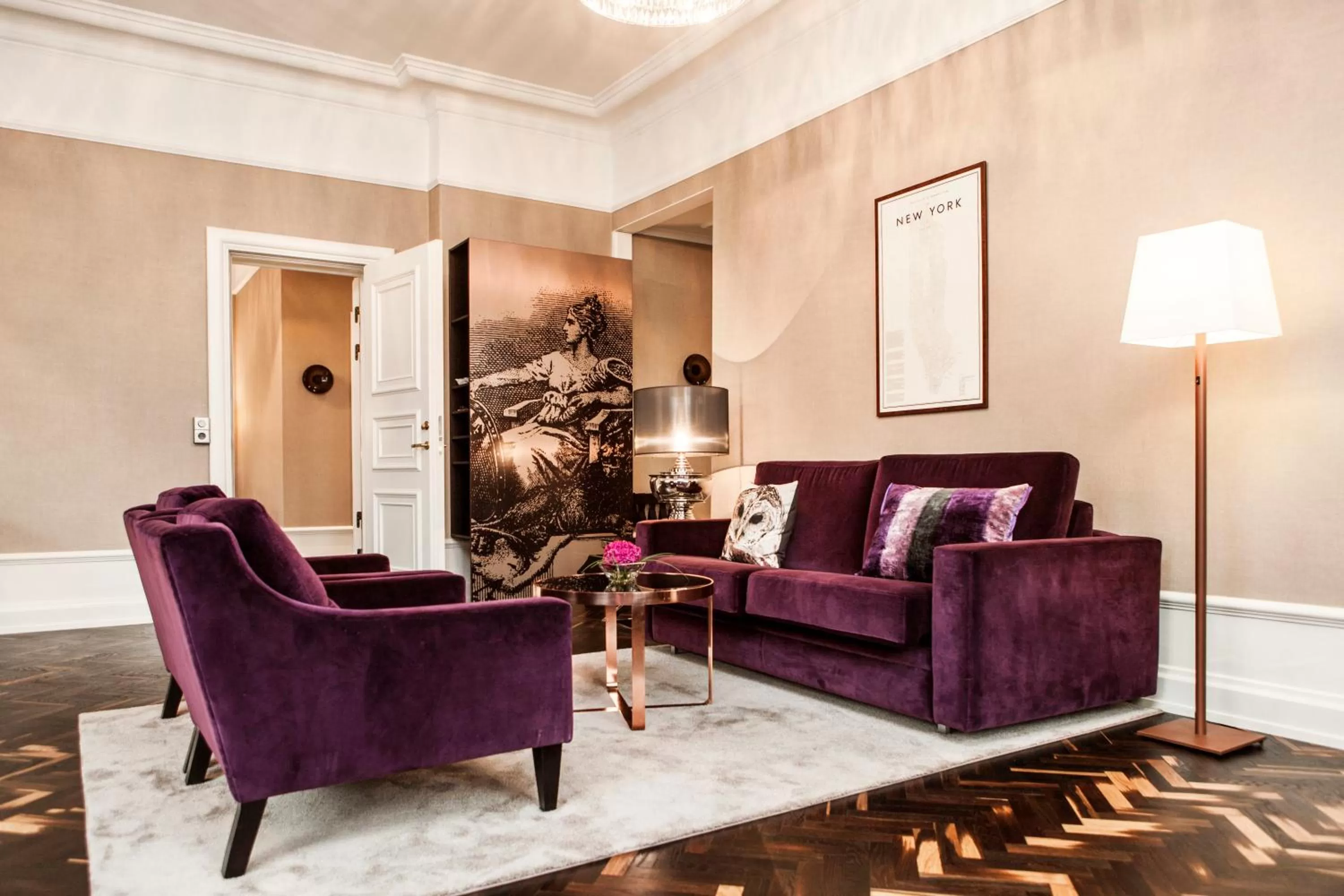 Junior Suite in Elite Plaza Hotel