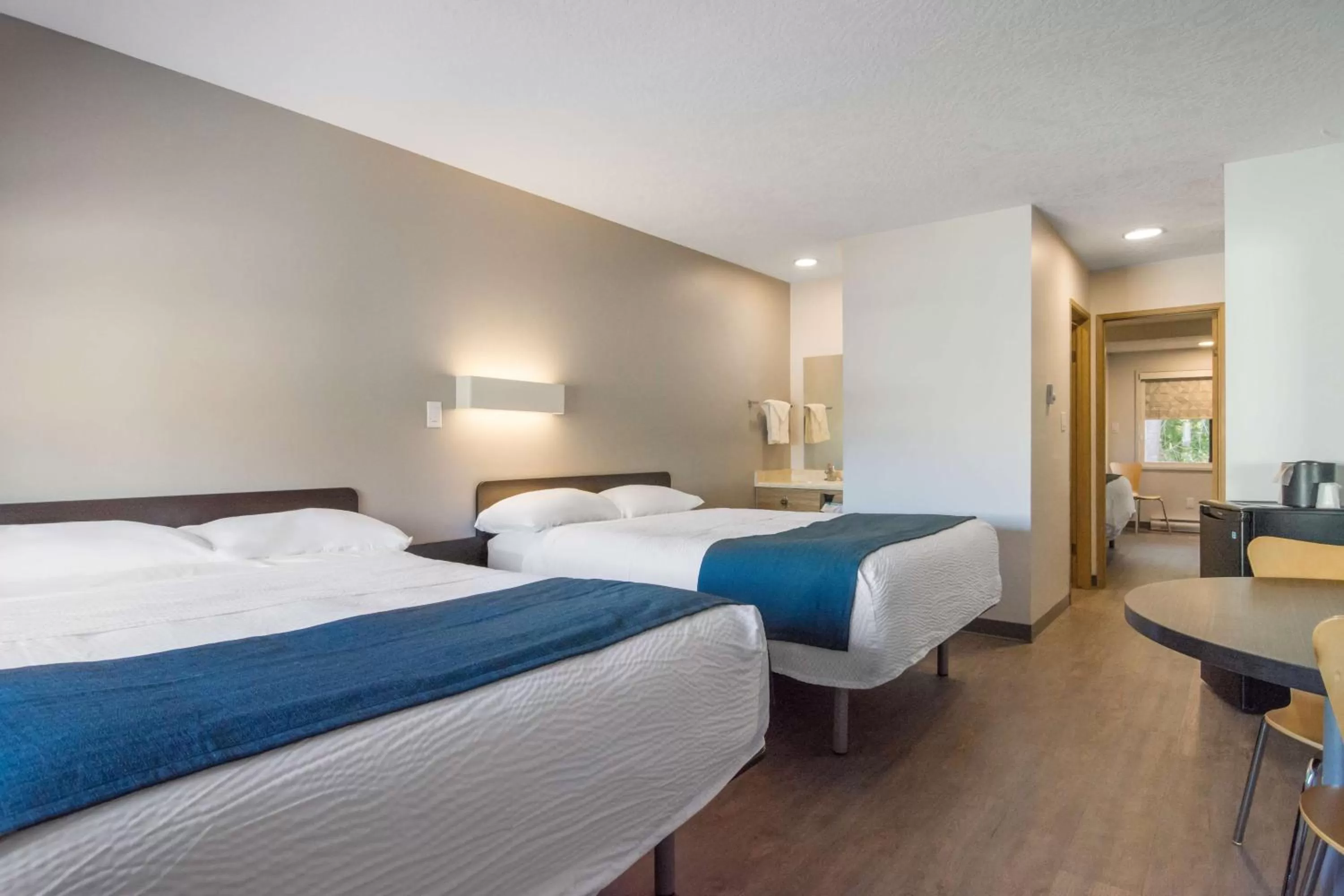 Suite - Non-Smoking in Motel 6-Saanichton, BC - Victoria Airport