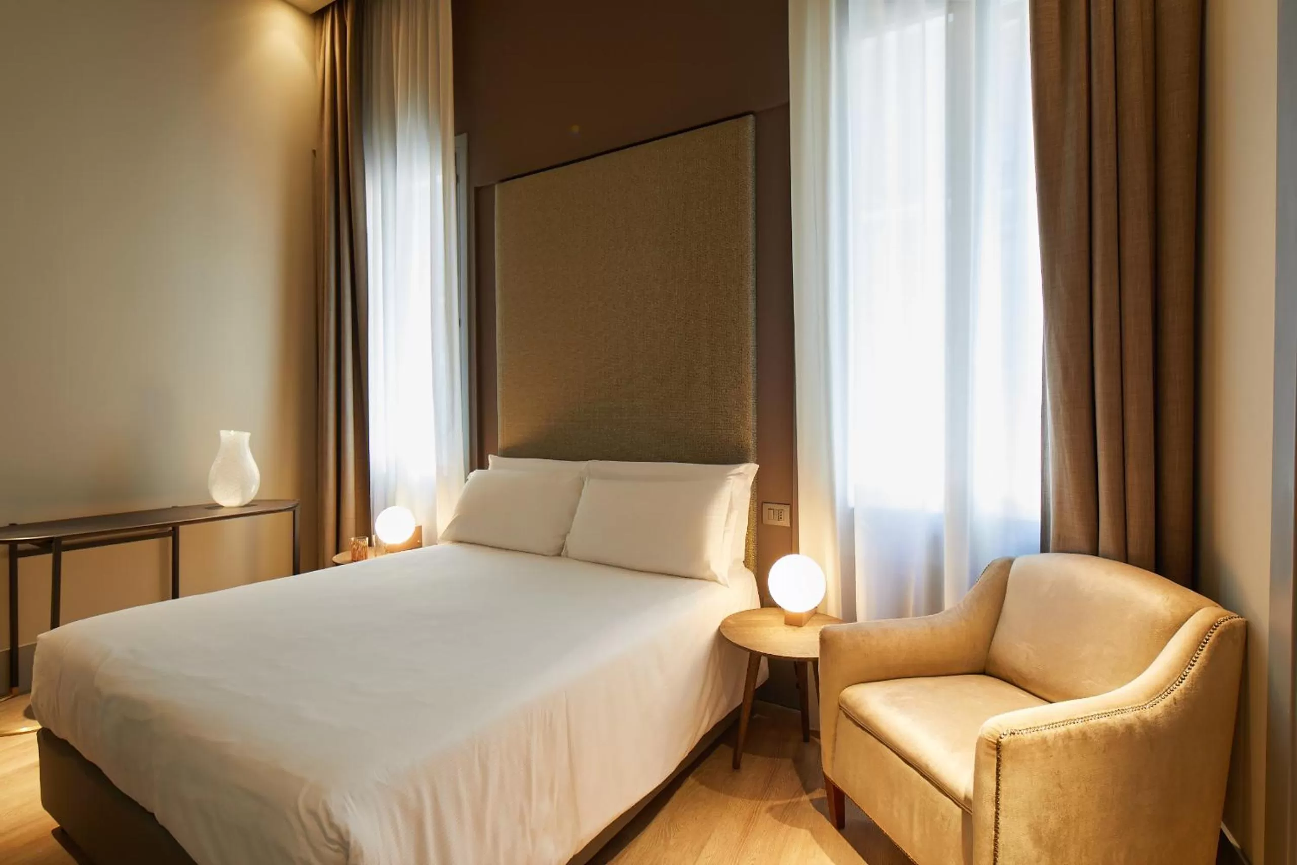 Small Double Room in Hotel Dei Dragomanni