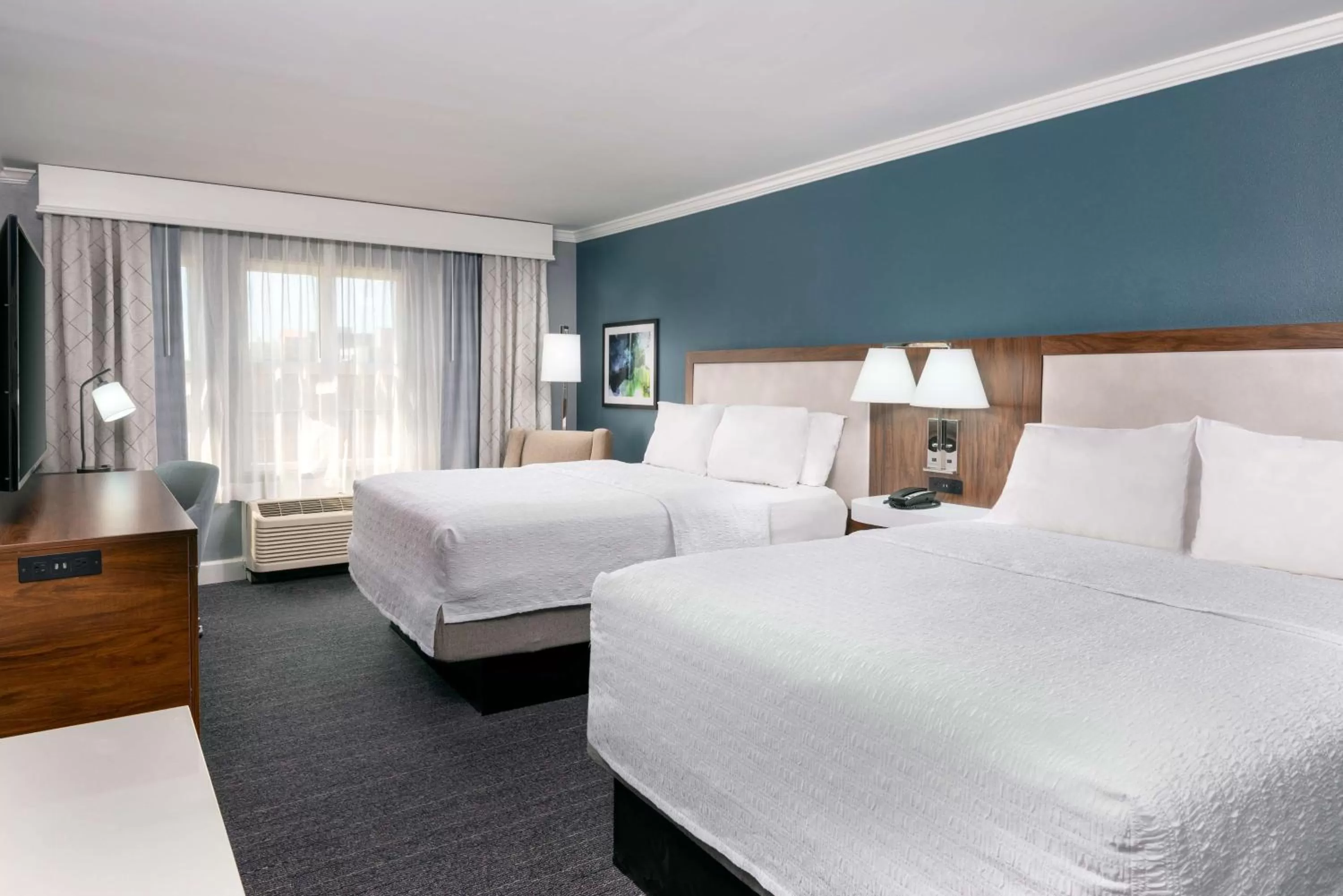 Queen Room with Two Queen Beds - Hearing Access in Hampton Inn Savannah Historic District