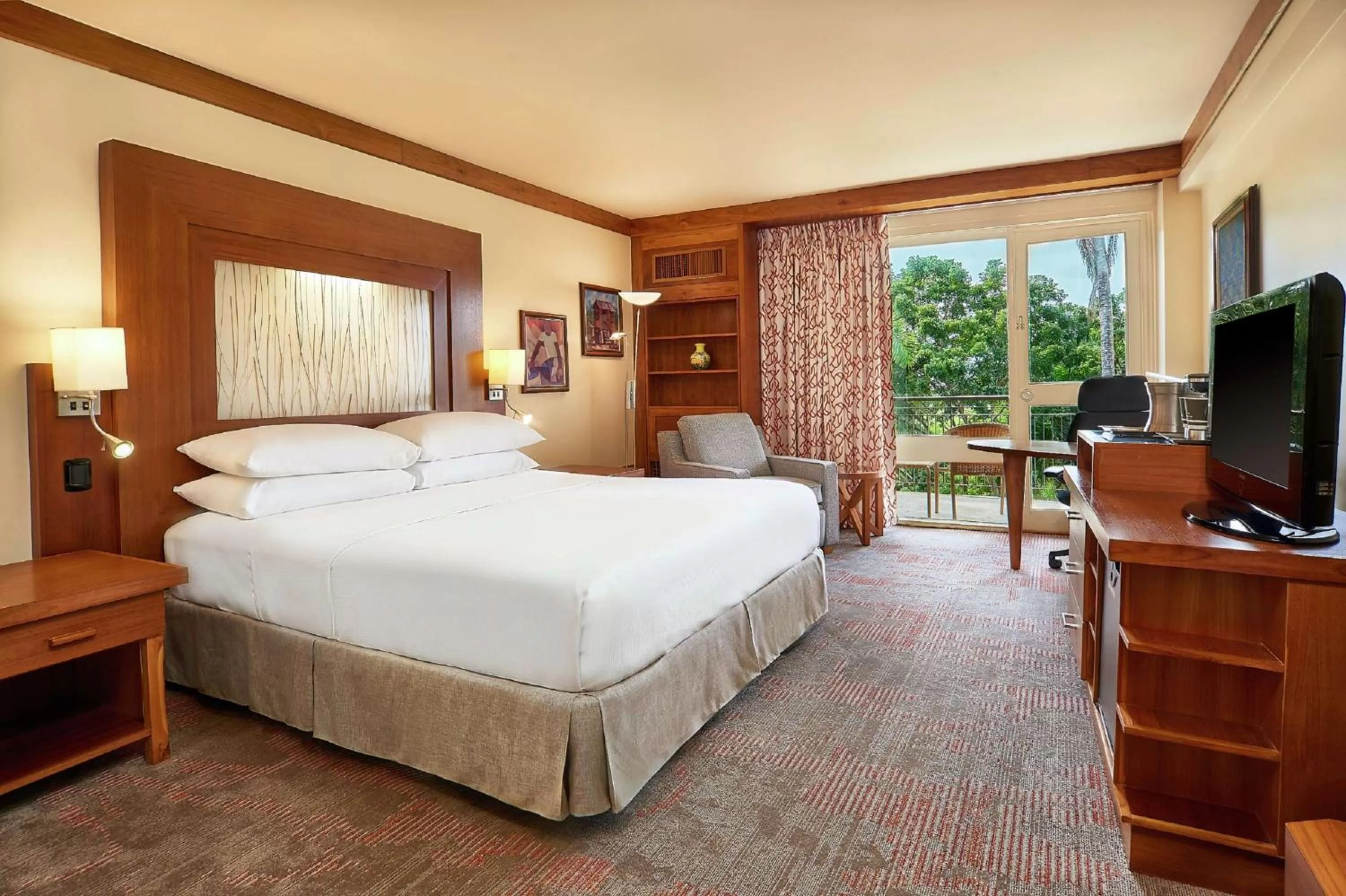 King Room with Garden View in Hilton Trinidad & Conference Centre