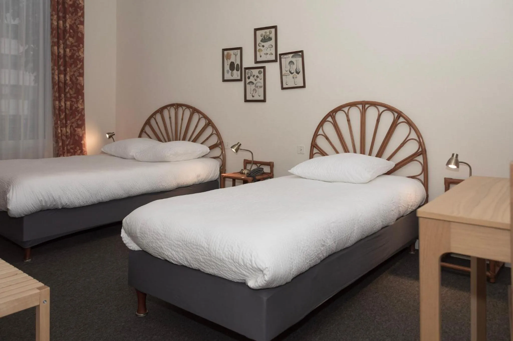 Triple Room in Cit'Hotel Aéro-Hotel