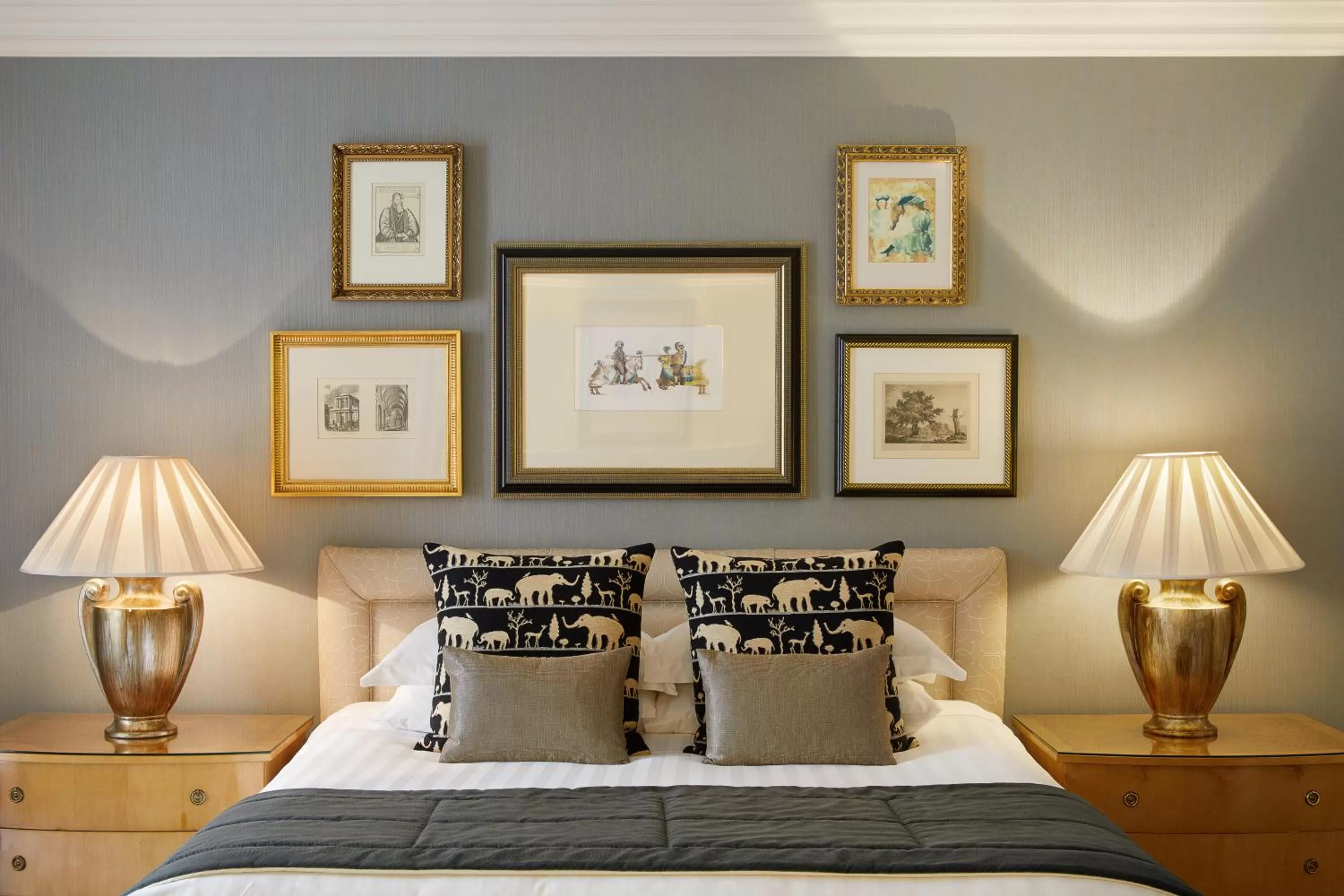 Deluxe Room in The Landmark London