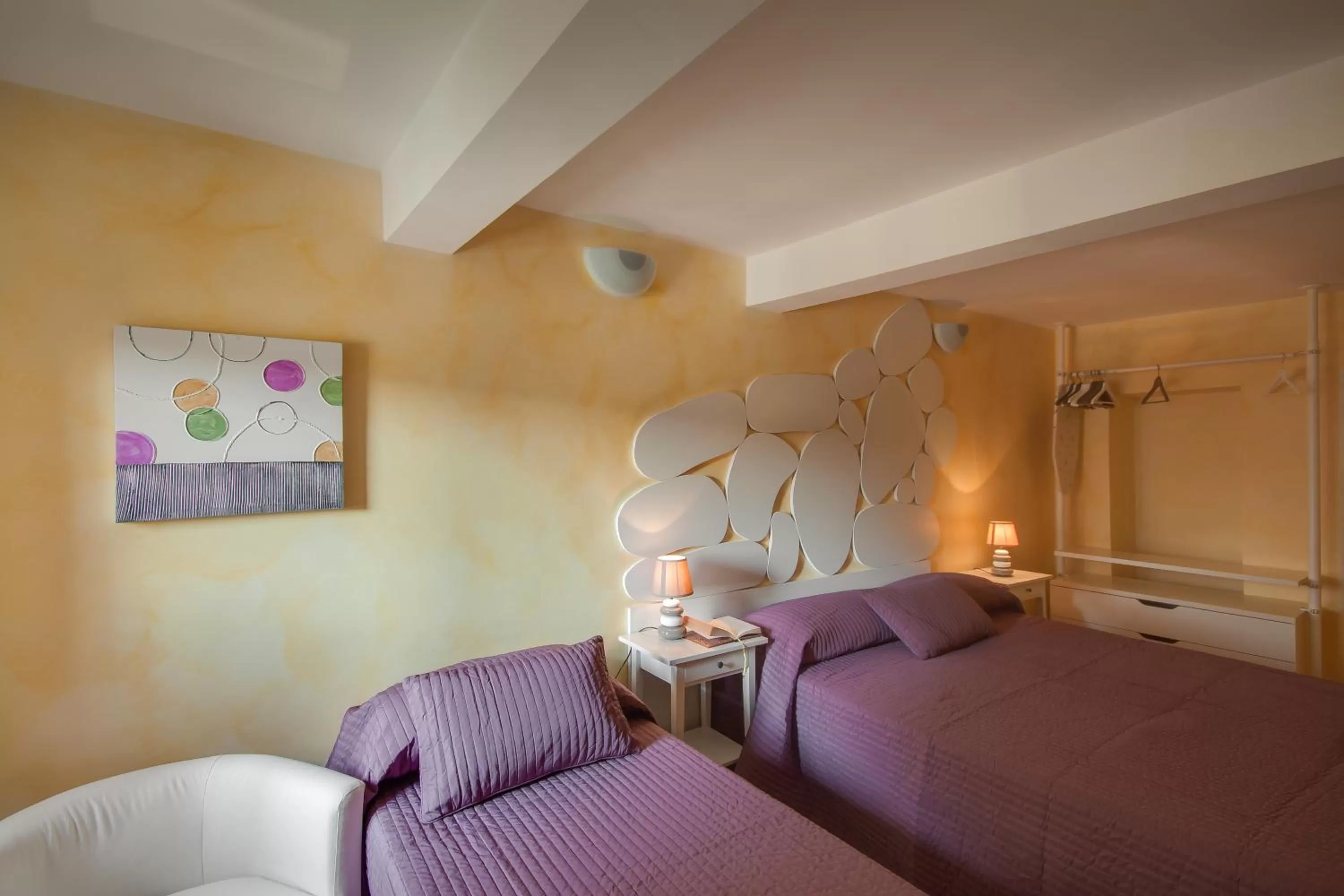 Two-Bedroom Apartment - Separate Building in Rome Kings Suite