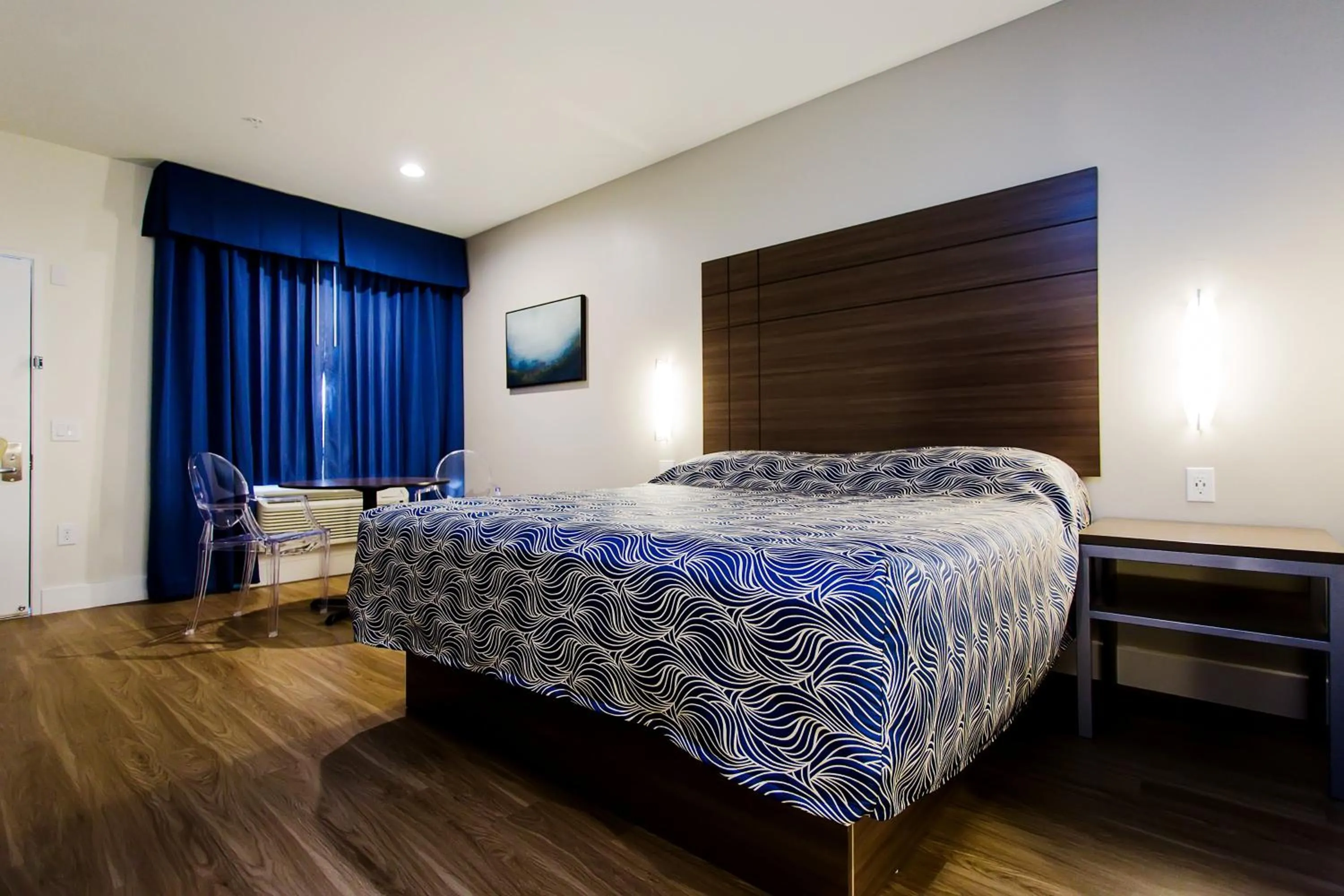 Deluxe King Room in Palace Inn Blue US-59 & Gessner