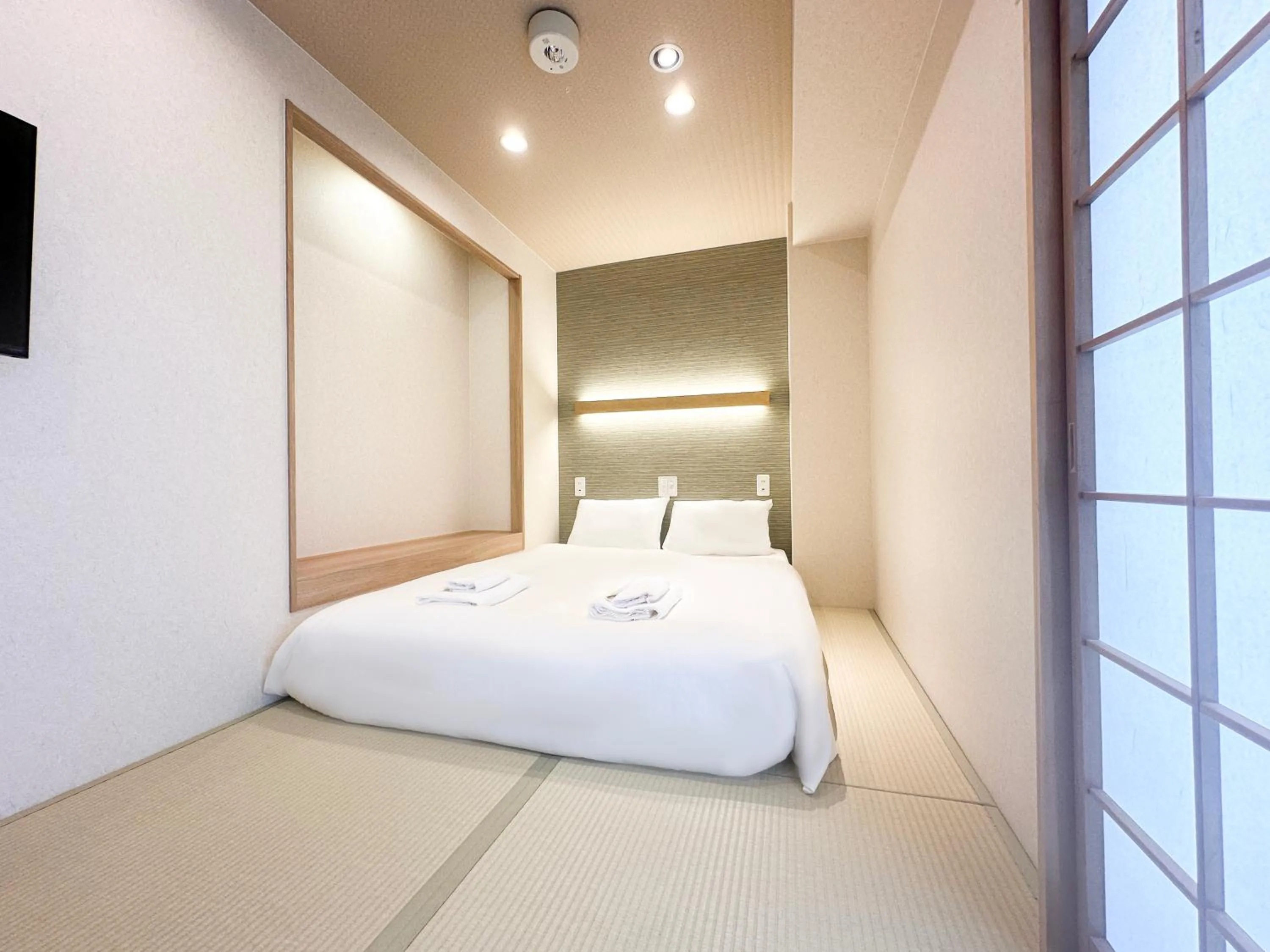 Japanese-Style Quadruple Room in Osaka Ebisu Hotel
