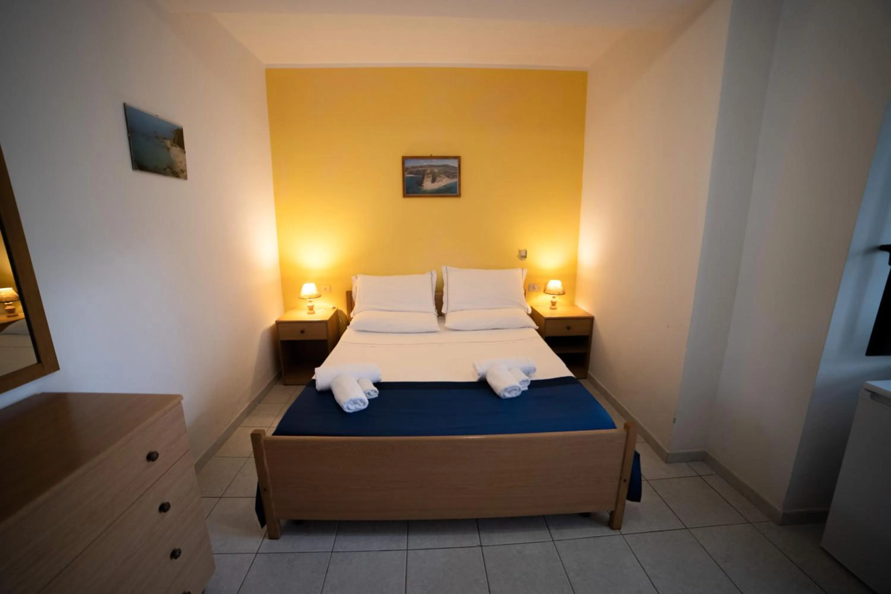 Quadruple Room in Residence New Paradise