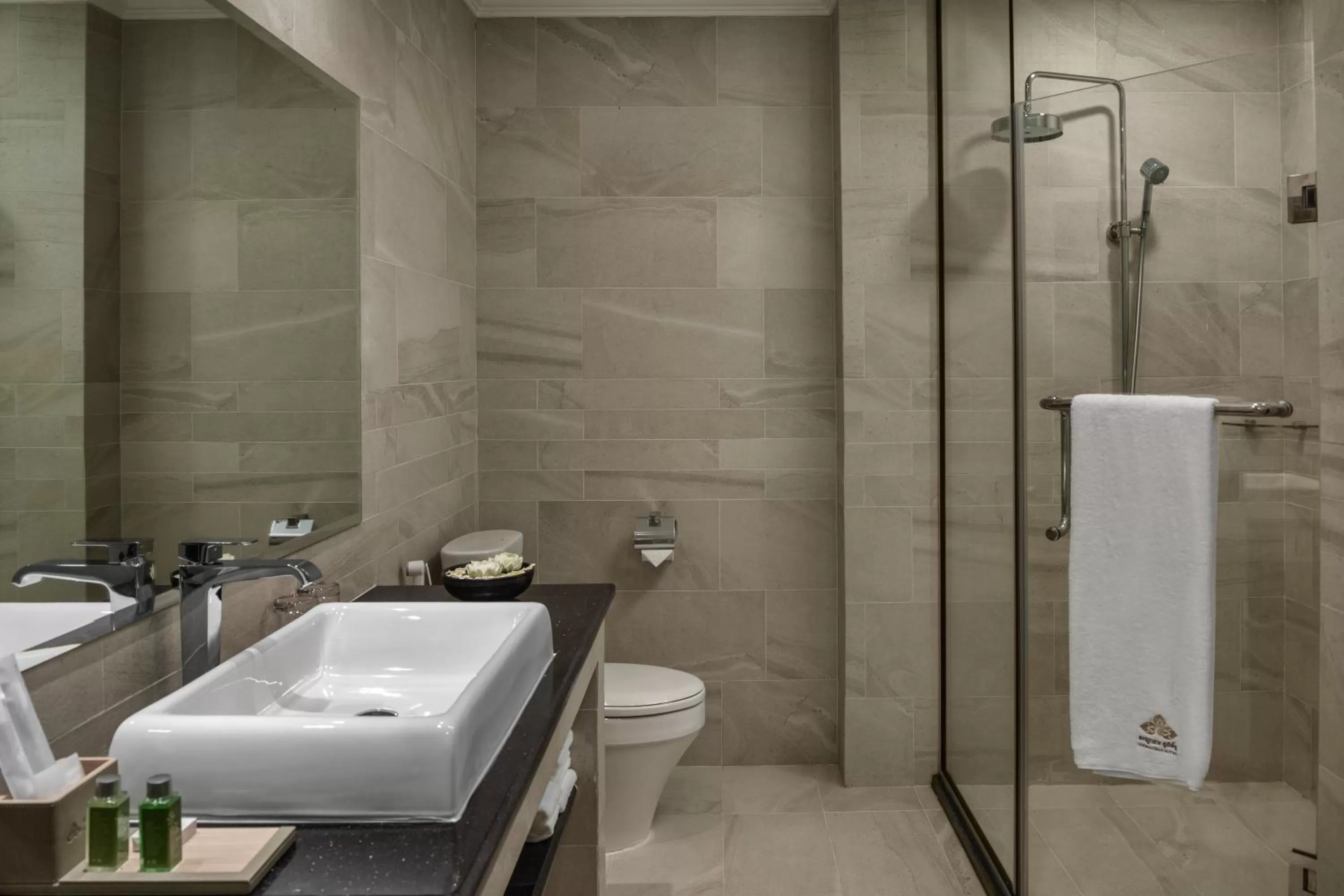 Superior Double Room in Duong Chan Hotel