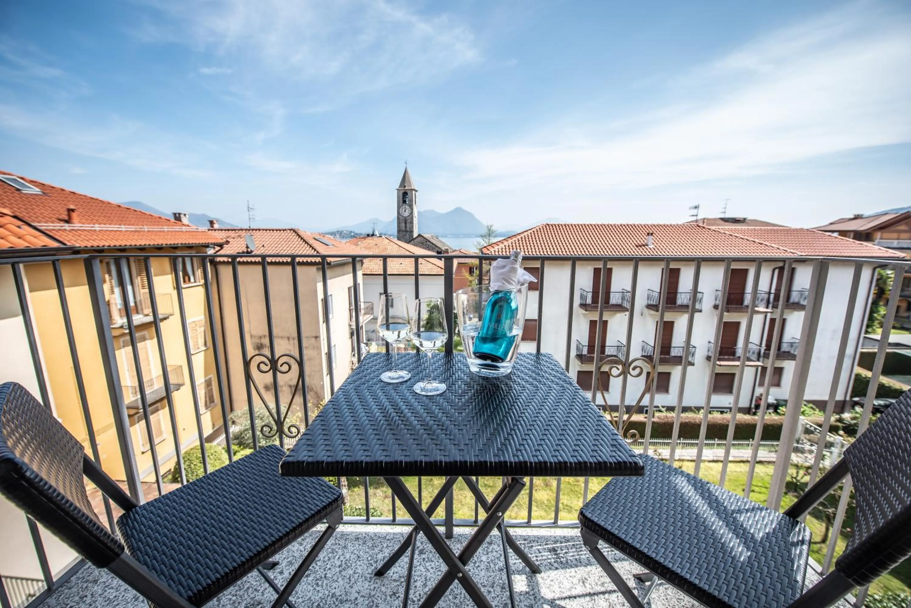 Deluxe Double Room with Balcony in Hotel Rosa