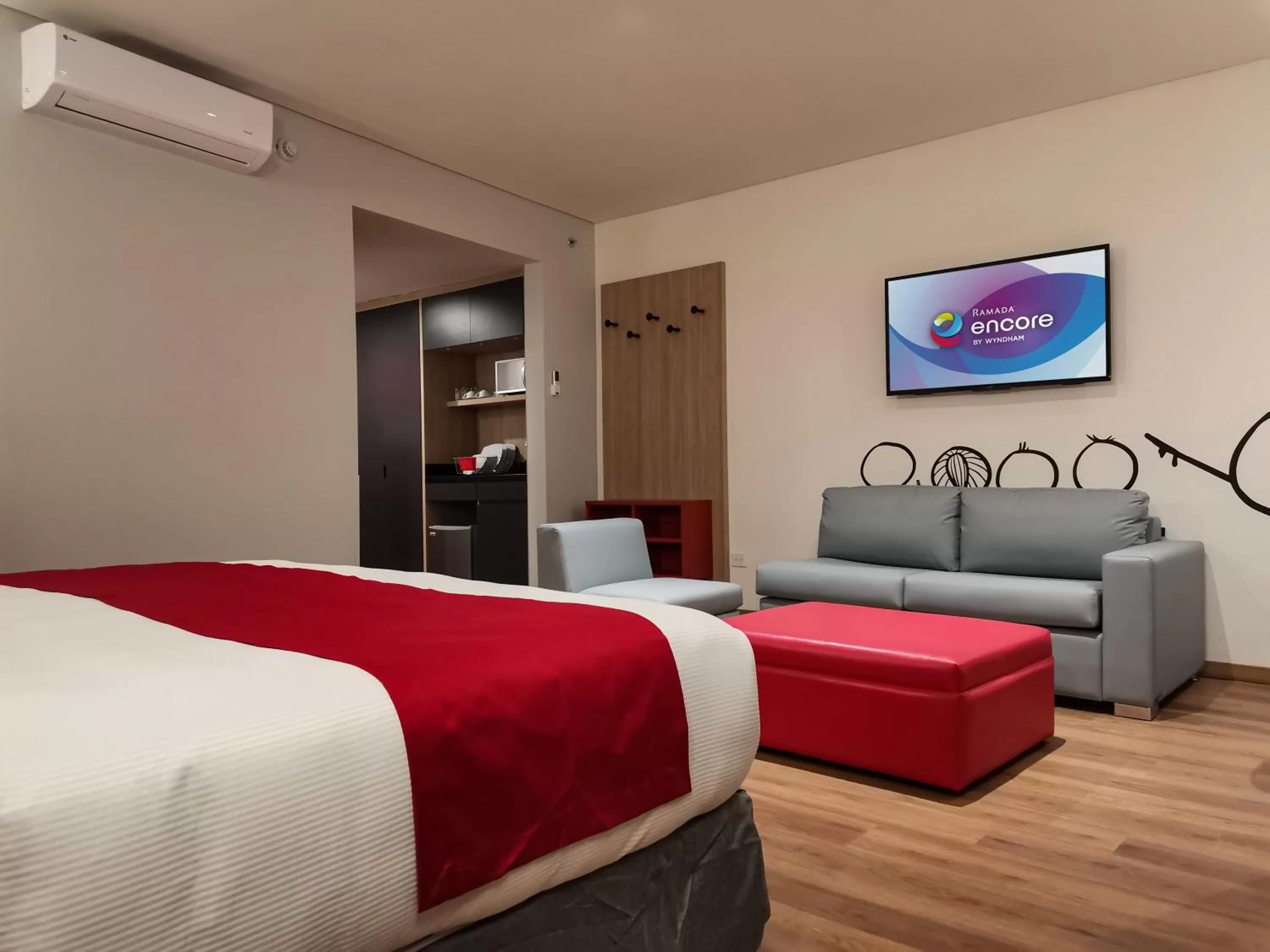 Junior King Suite - Non-Smoking in Ramada Encore by Wyndham Monterrey Apodaca Zona Aeropuerto