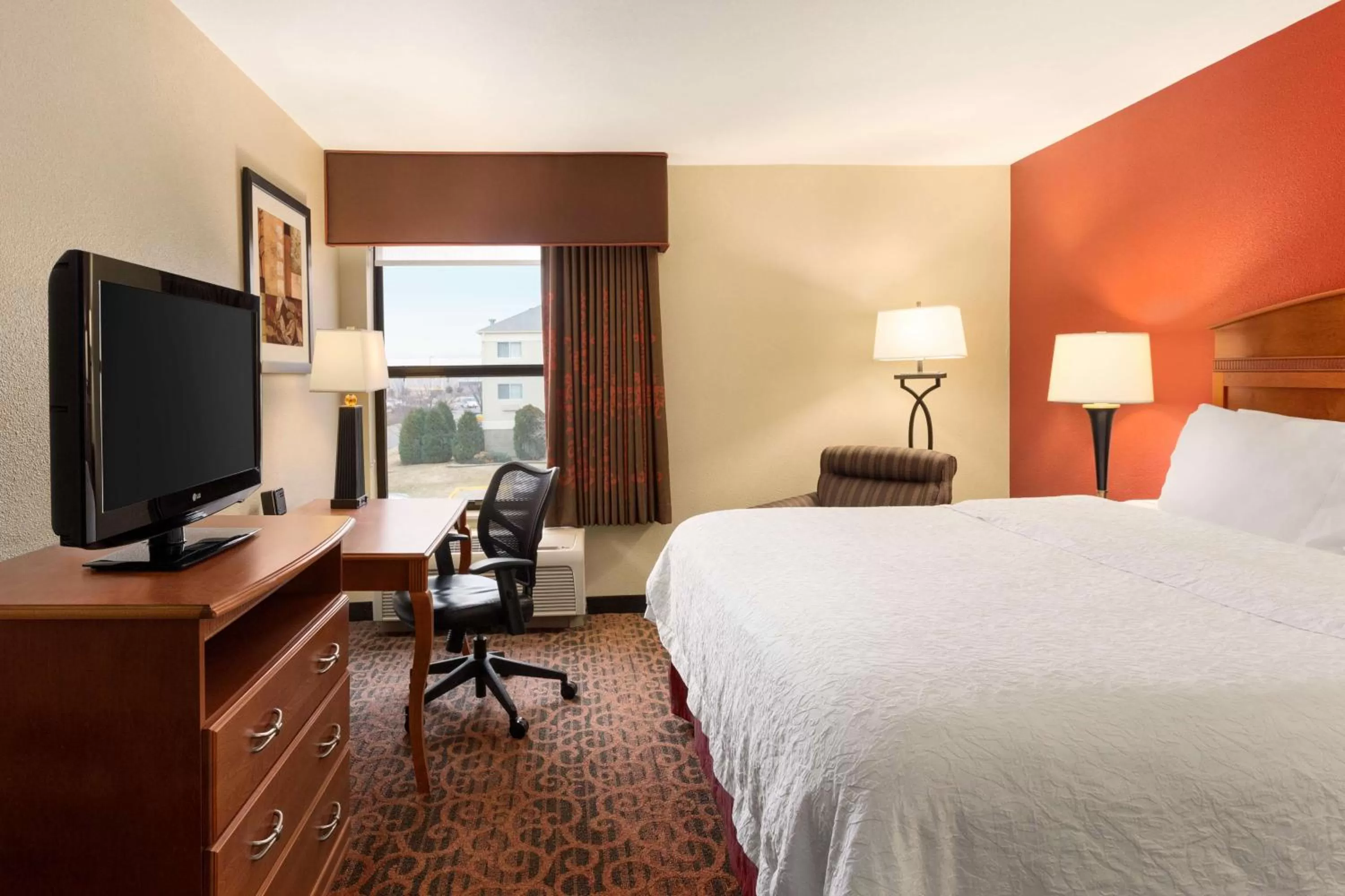 King Room - Smoking  in Hampton Inn Wichita-East