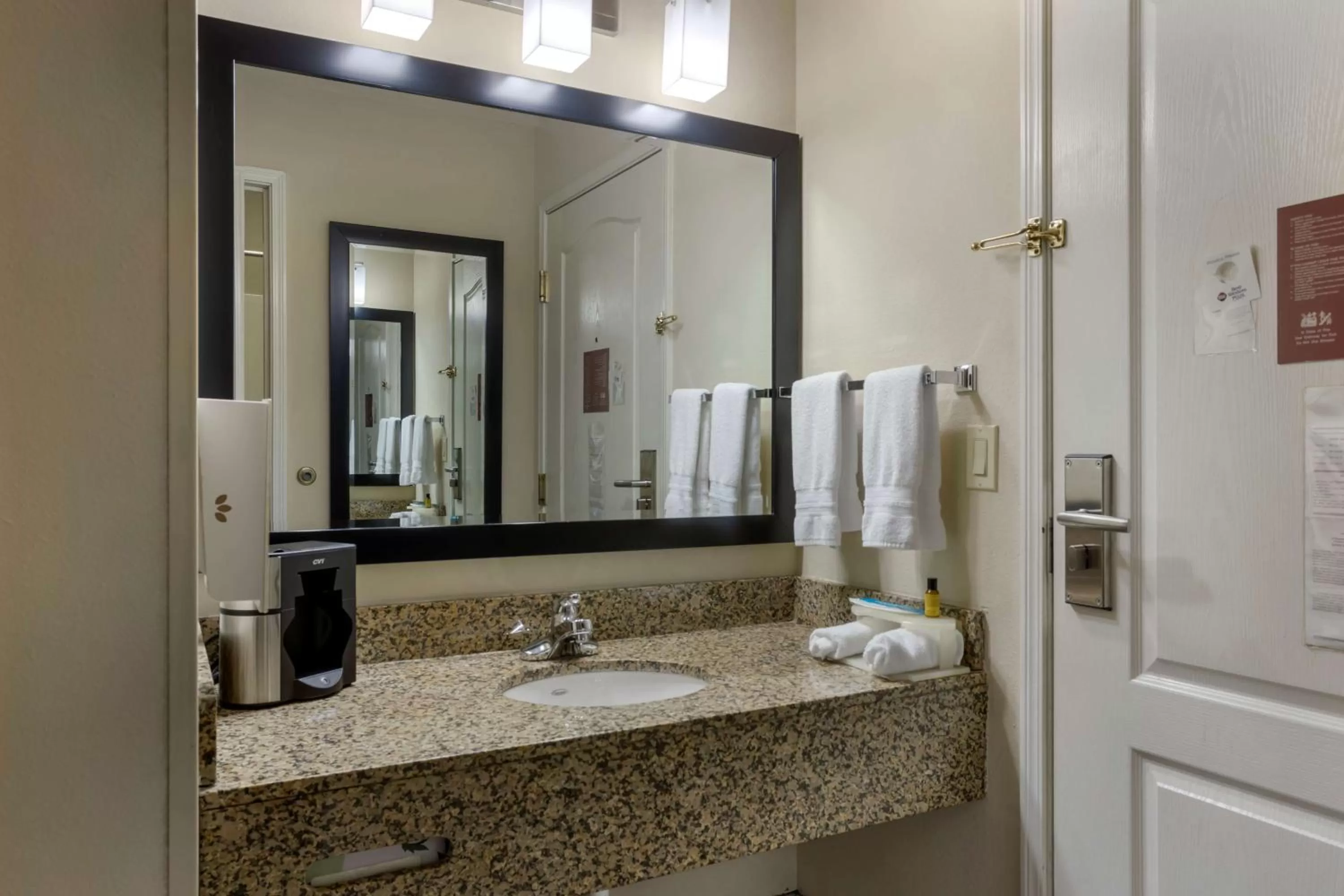 King Room - Non-Smoking in Best Western Plus Searcy Inn