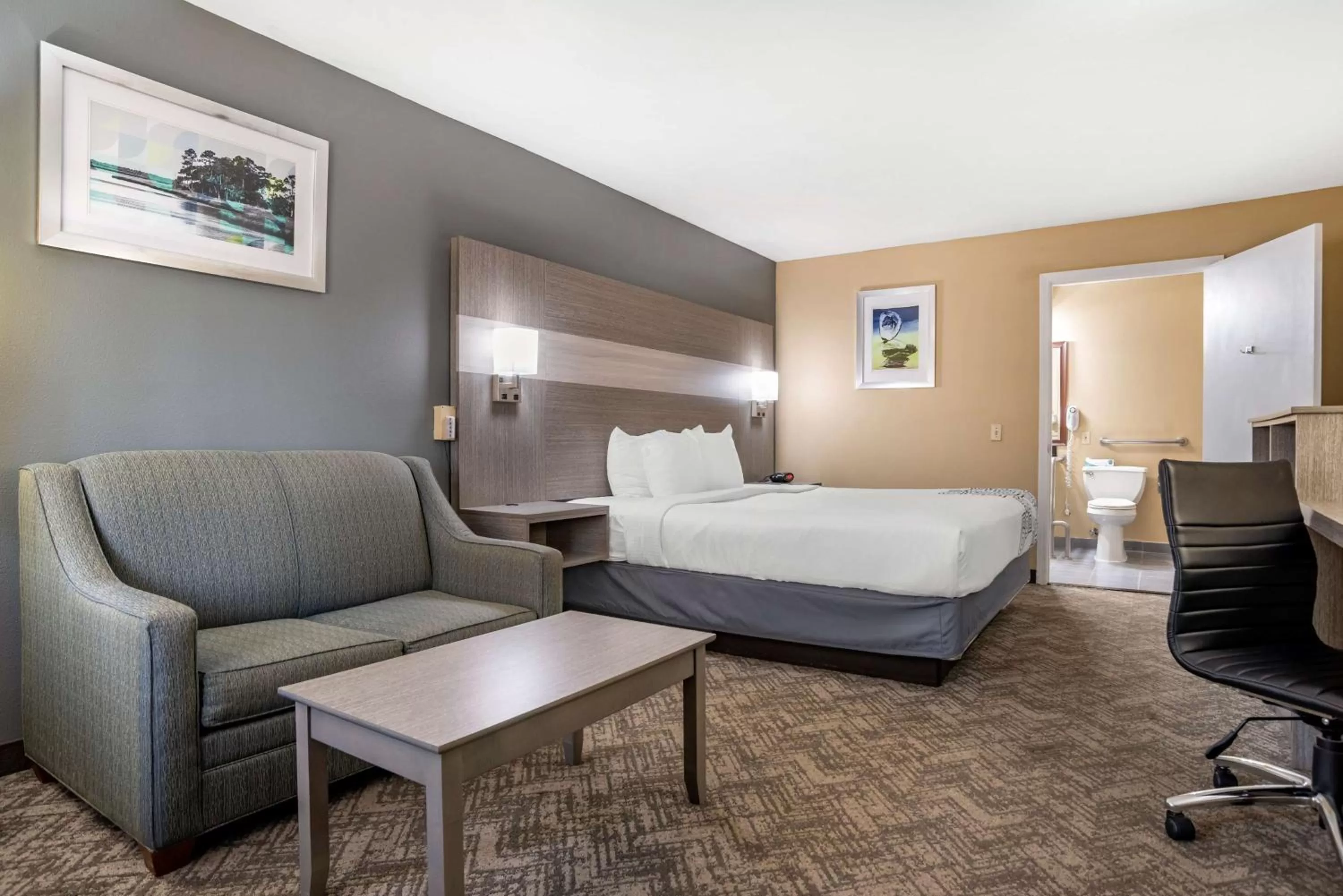 King Room in Best Western Apalach Inn