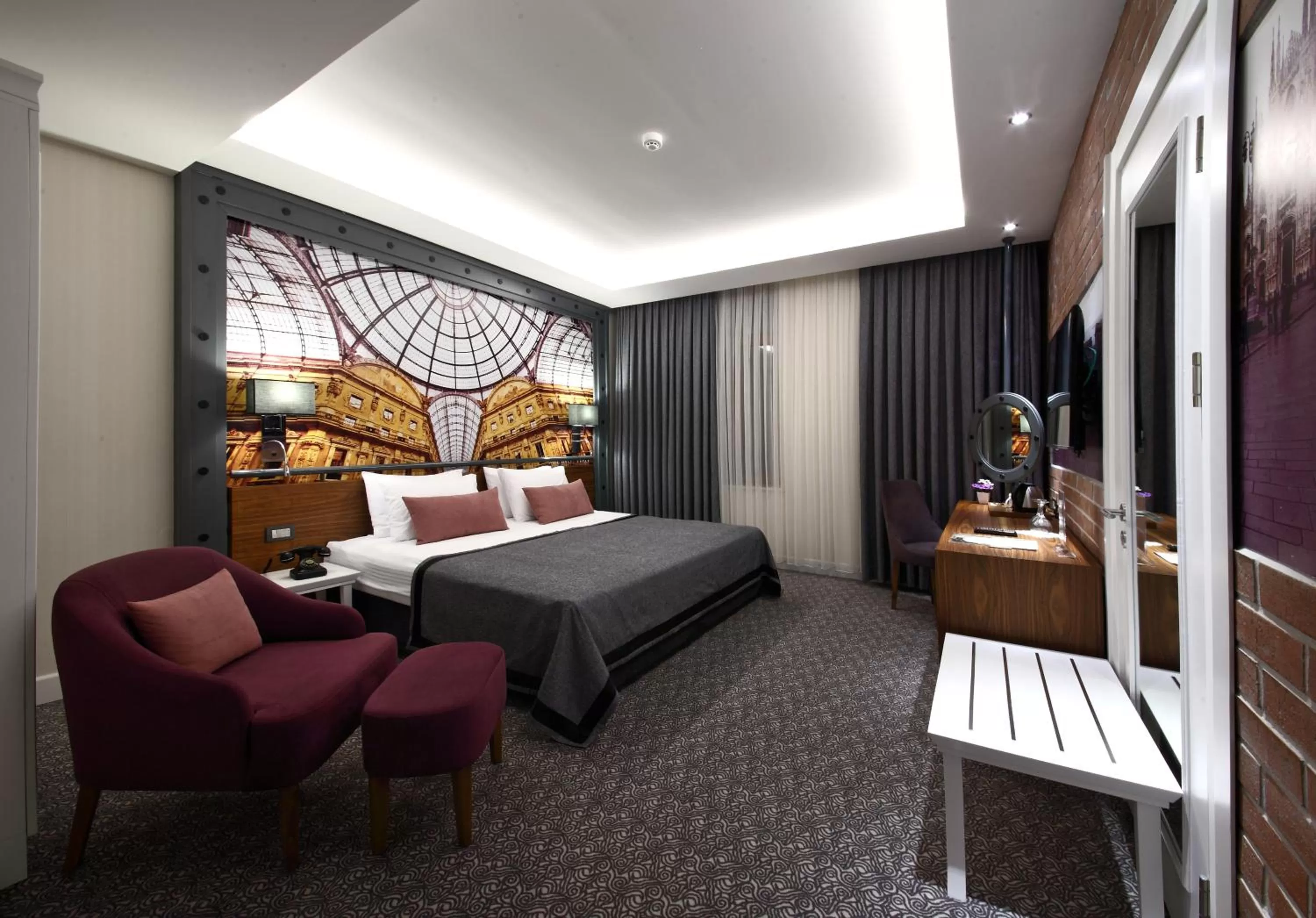 Deluxe Double Room with Sea View in Montania Special Class Hotel