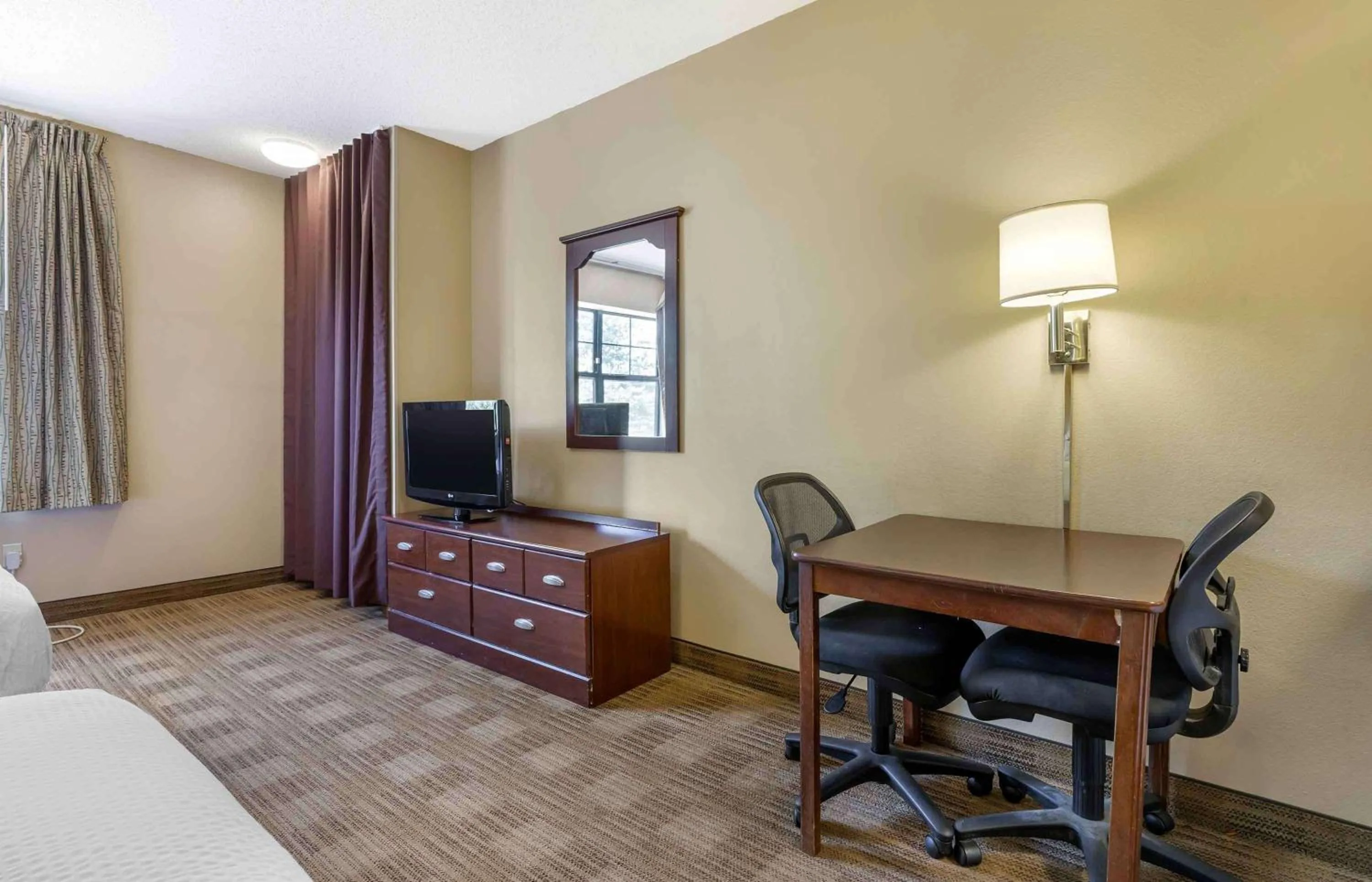 Studio with 2 Double Beds - Non-Smoking in Extended Stay America Select Suites - Fayetteville - Springdale