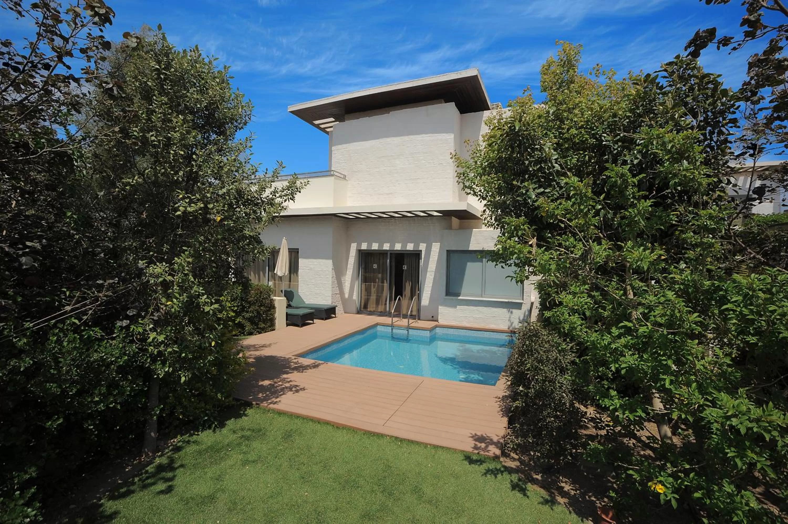 One-Bedroom Villa with Spa Bath and Private Pool in E-Hotel Larnaca Resort & Spa