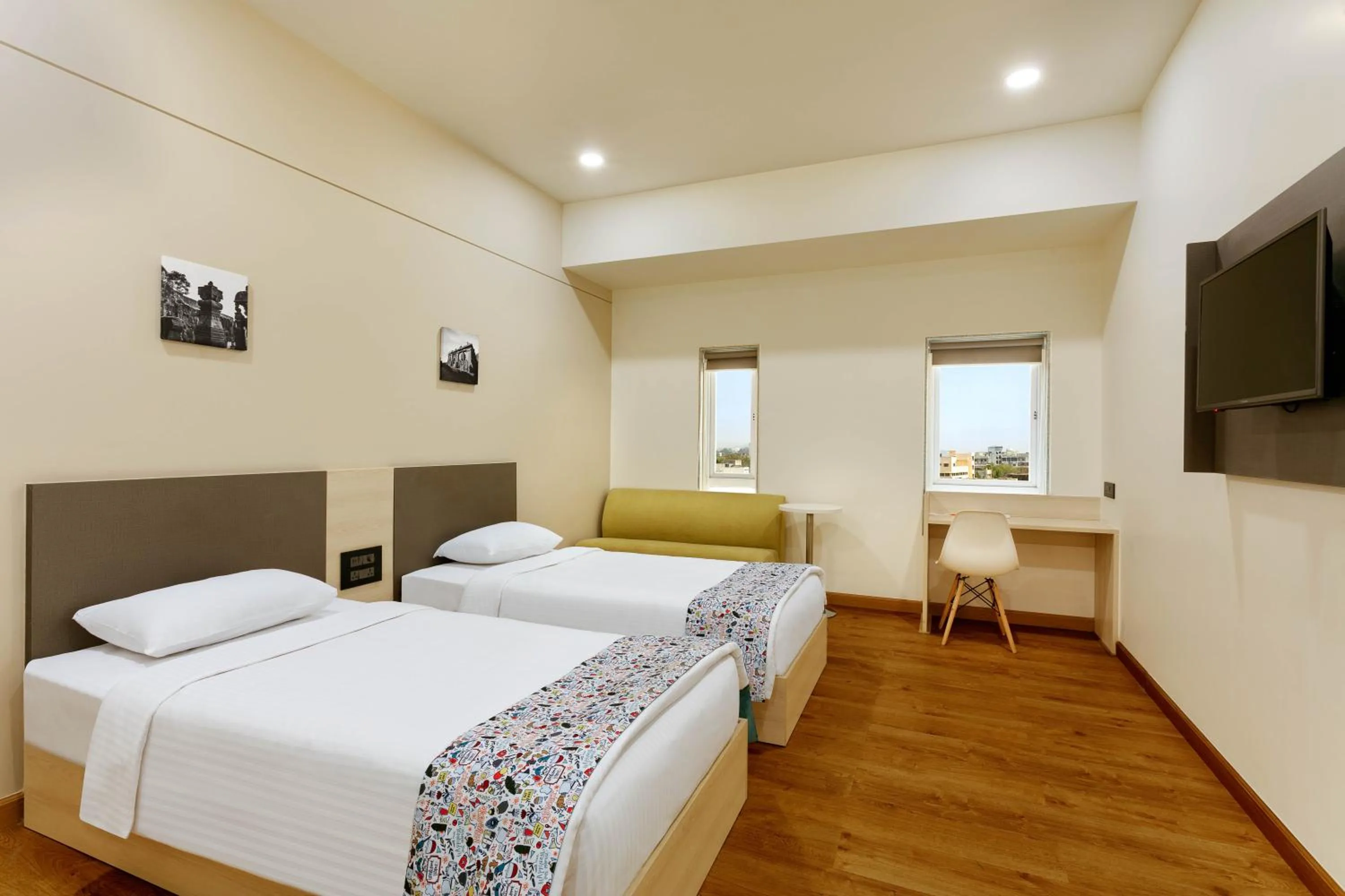 Superior Twin Room in Ginger Aurangabad