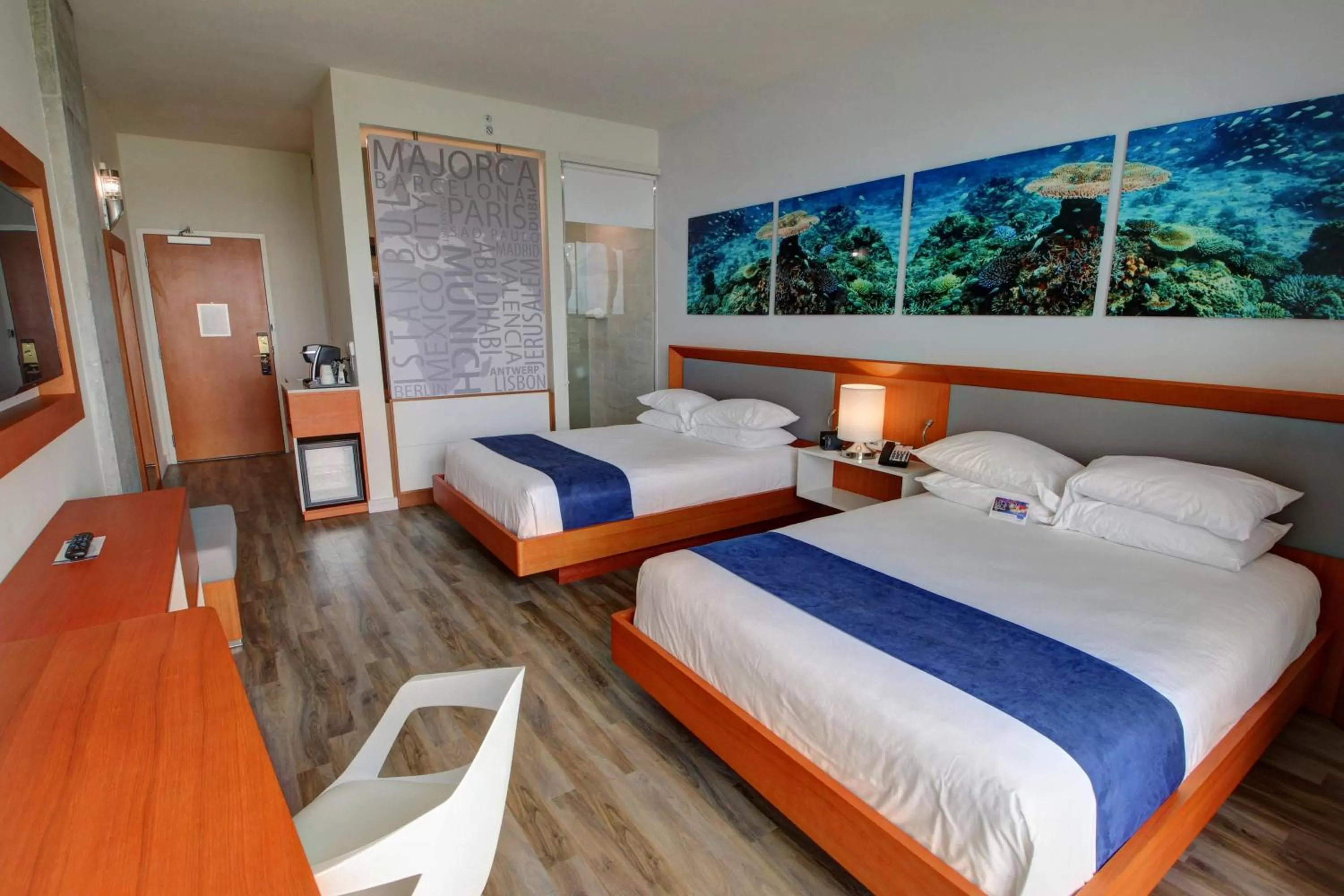 Standard Queen Room with Two Queen Beds and Balcony in Maritime Hotel Fort Lauderdale Airport & Cruiseport