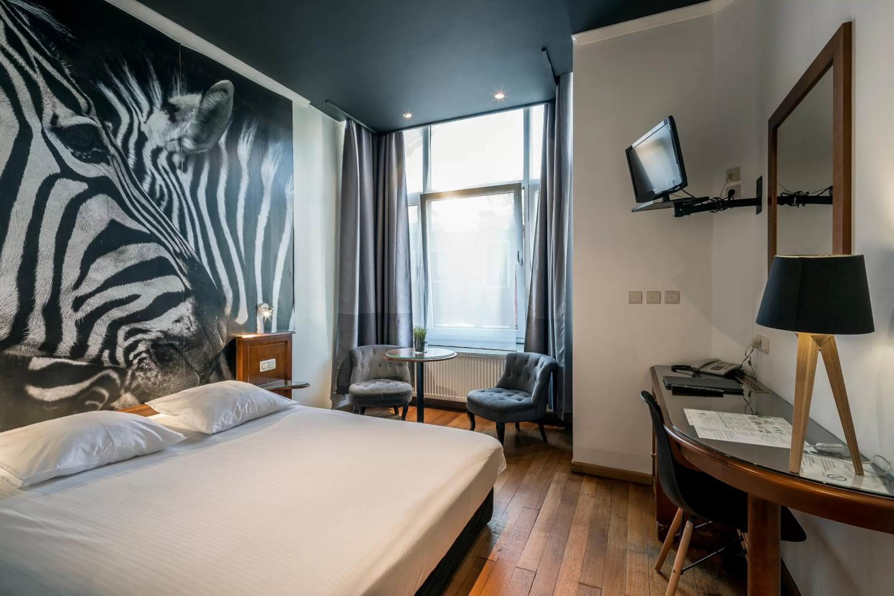 Double Room in Hotel Le Cygne d'Argent