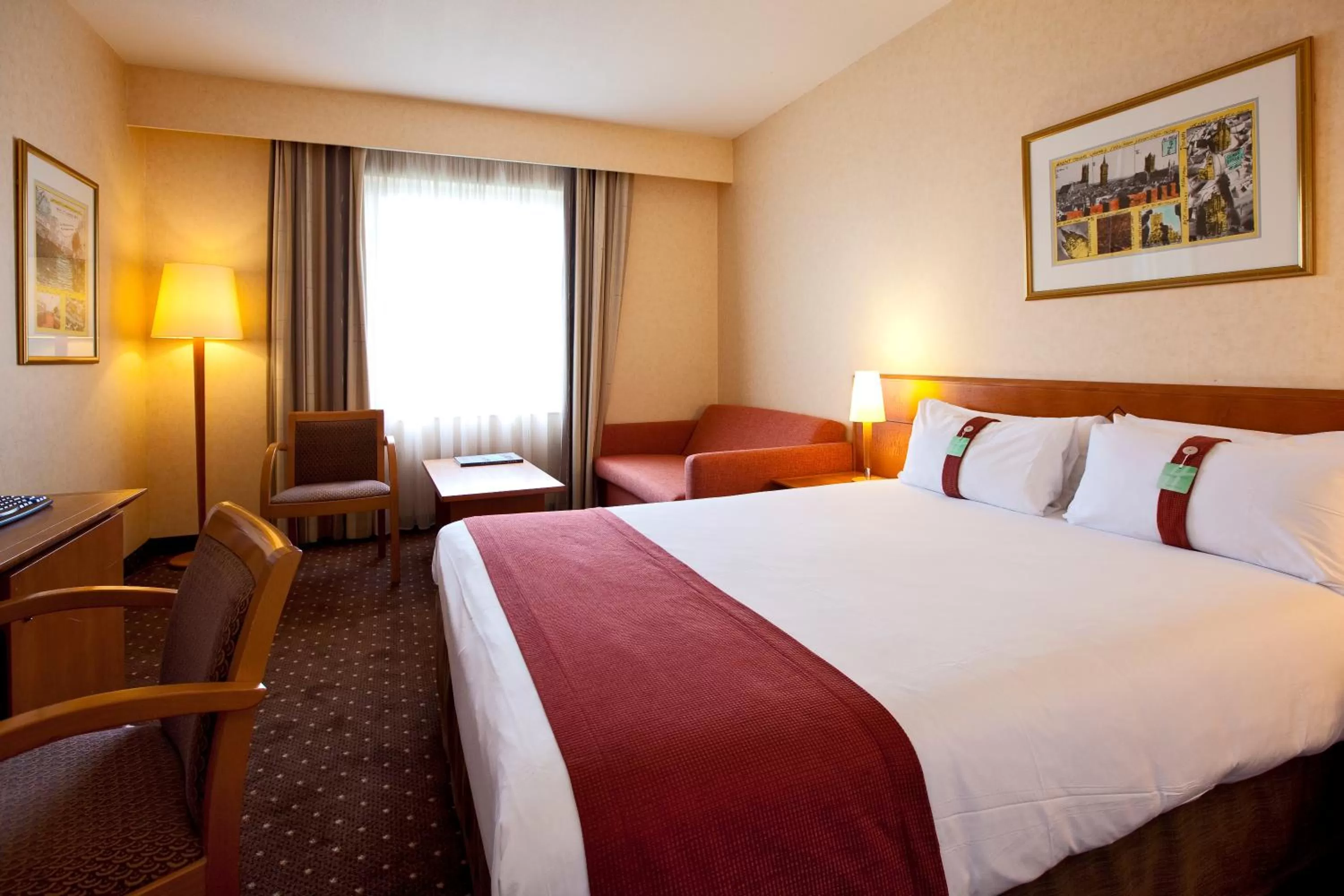 Standard Double Room with Sofa Bed in Holiday Inn Gent Expo by IHG