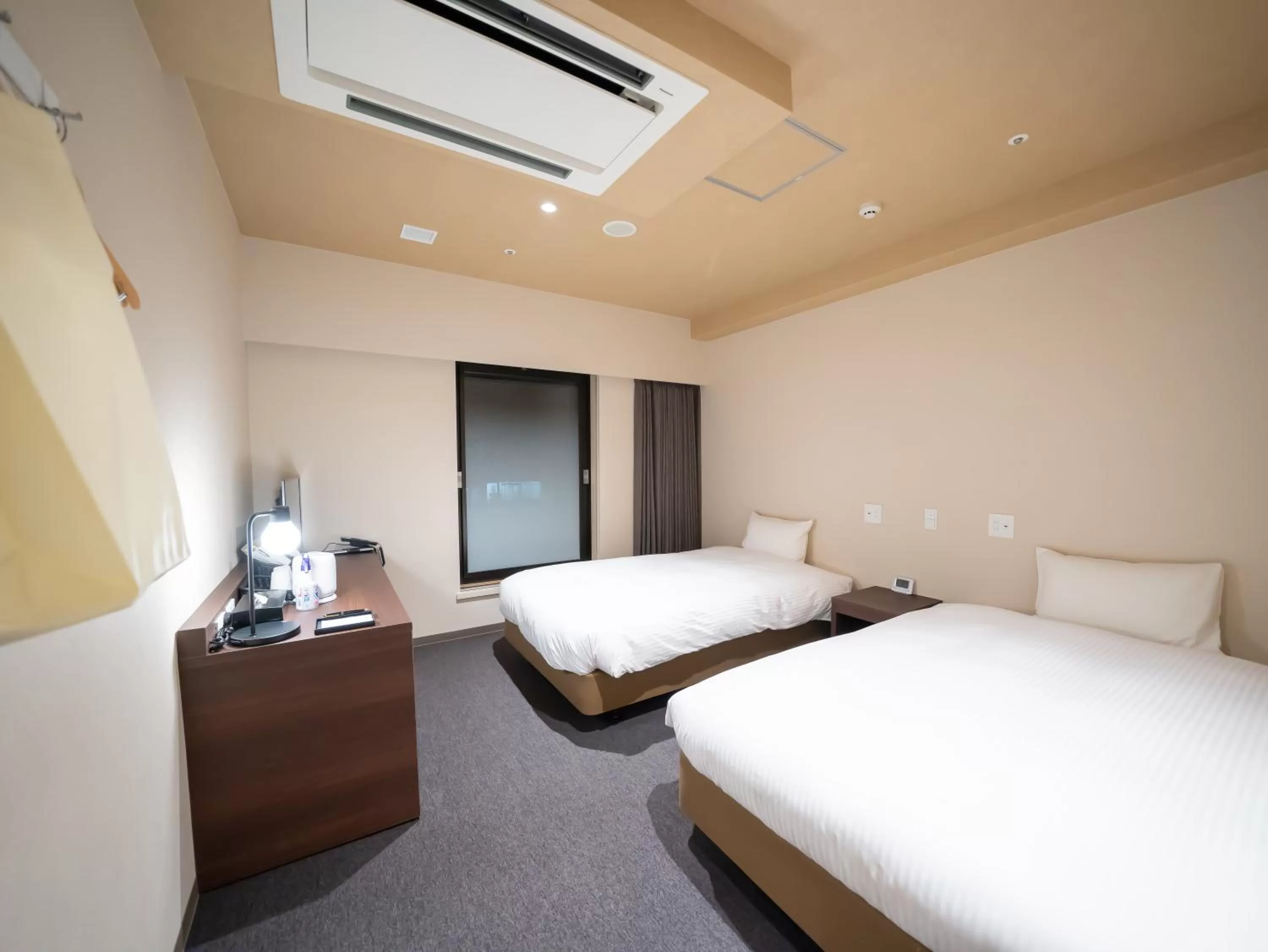 Twin Room - No Daily Cleaning - Non-Smoking in Shinsaibashi ARTY Inn