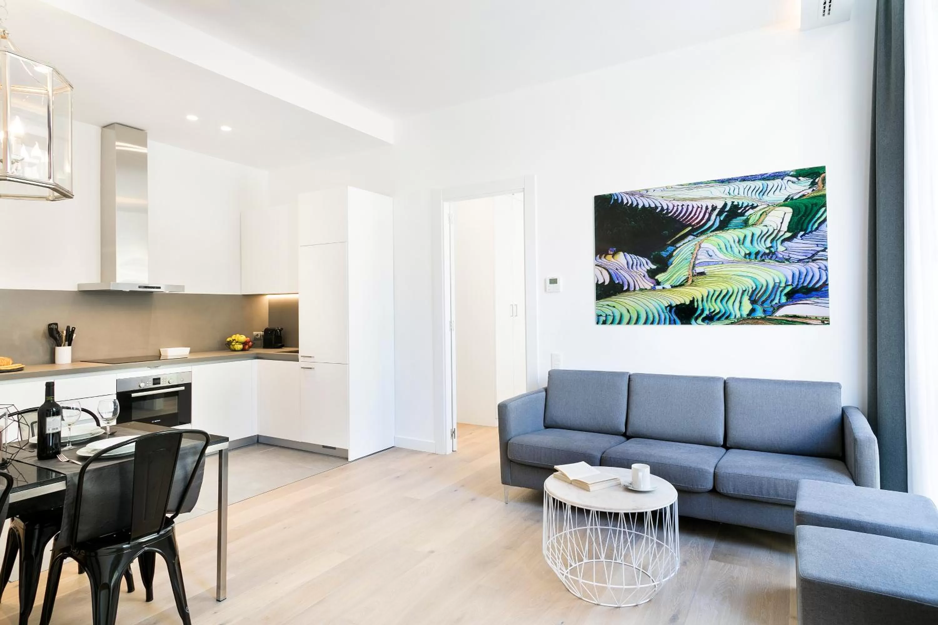 Deluxe Two-Bedroom Apartment in Murmuri Residence Mercader