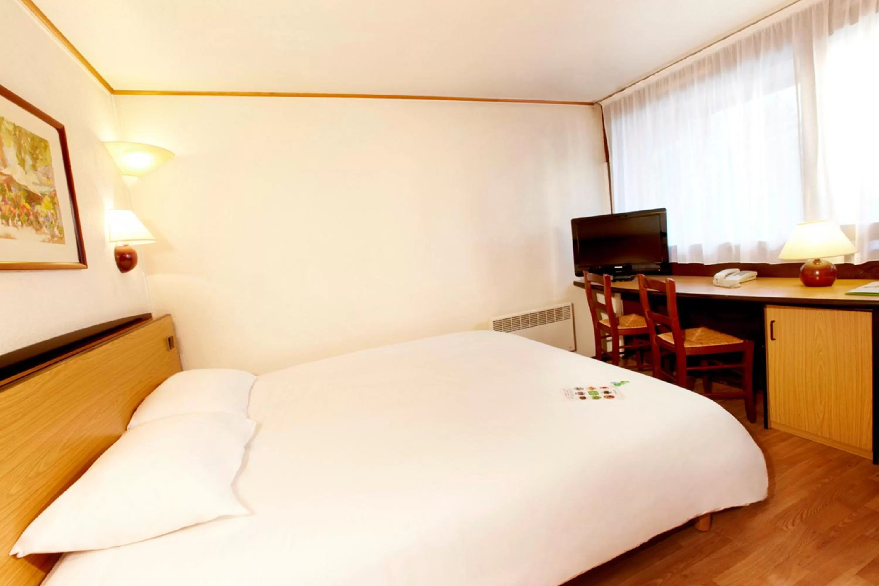 Bed in Kyriad Direct Epinal