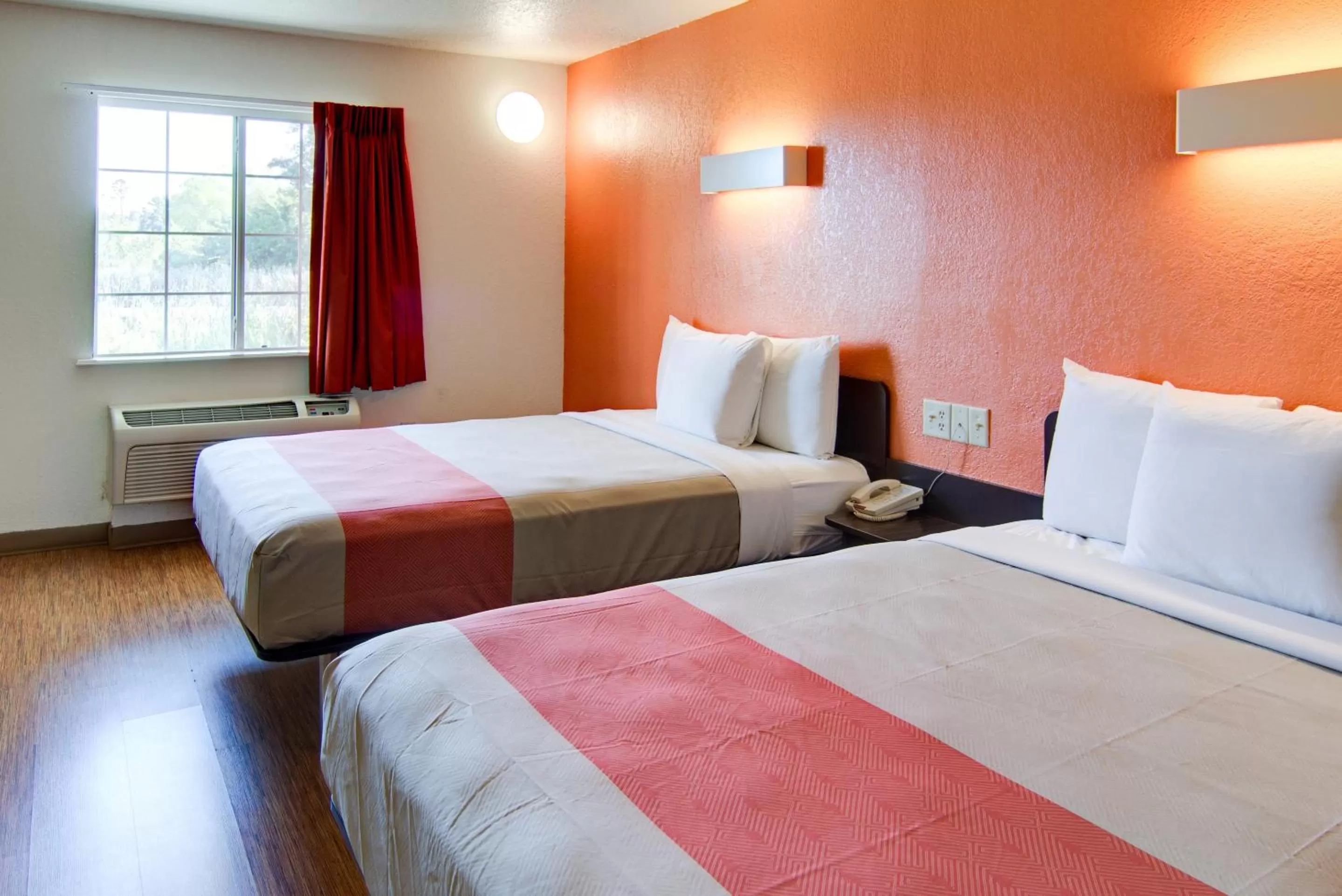 Deluxe Queen Room with Two Queen Beds - Non-Smoking in Motel 6-Mount Pleasant, TX