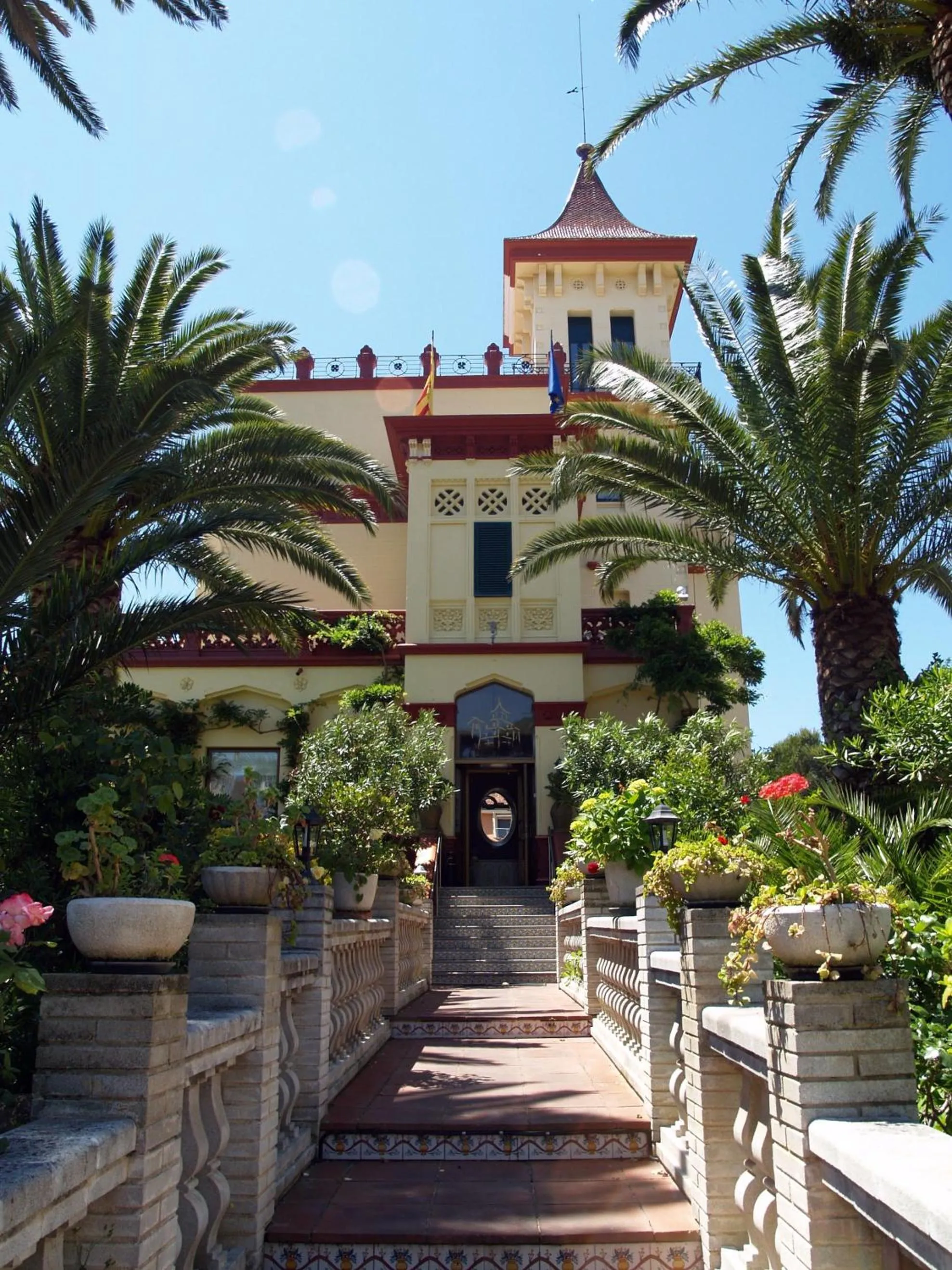 Facade/entrance in Hotel Hostal del Sol