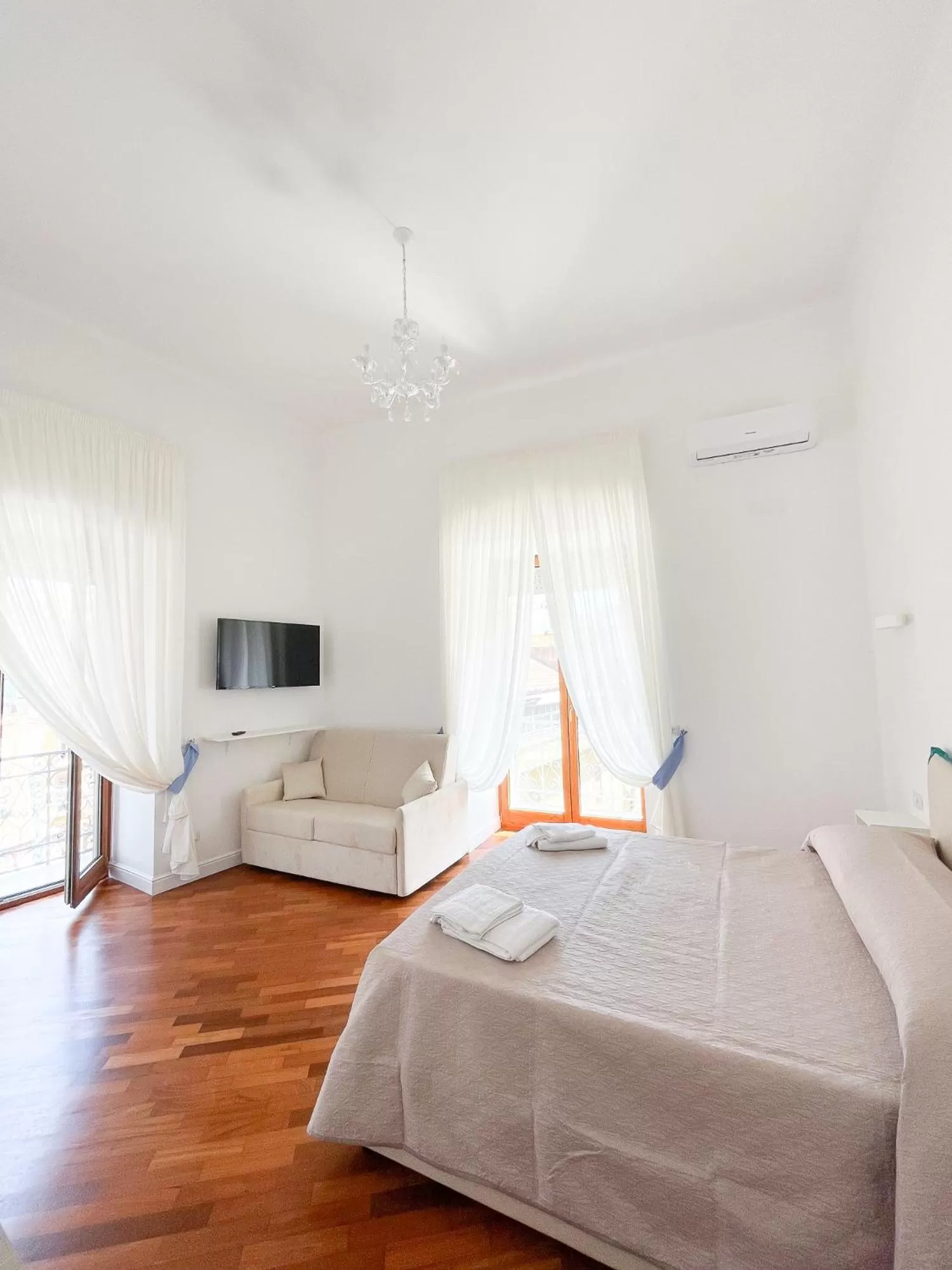 Quadruple Room with Private Bathroom in B&B La Canzonetta