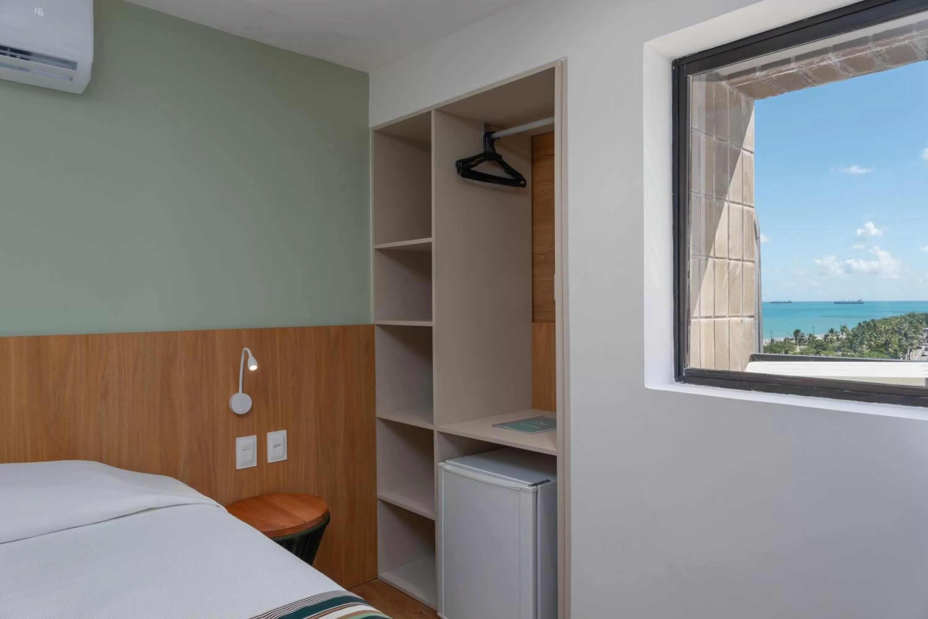 Premium Quadruple in Vistamar Hotel