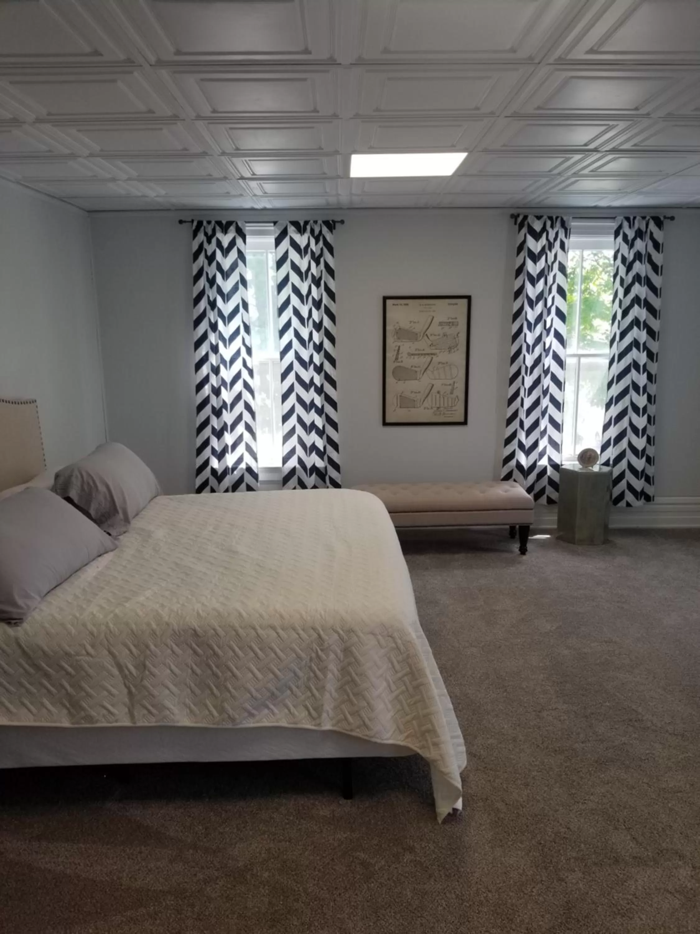 Superior King Room in Charlevoix House