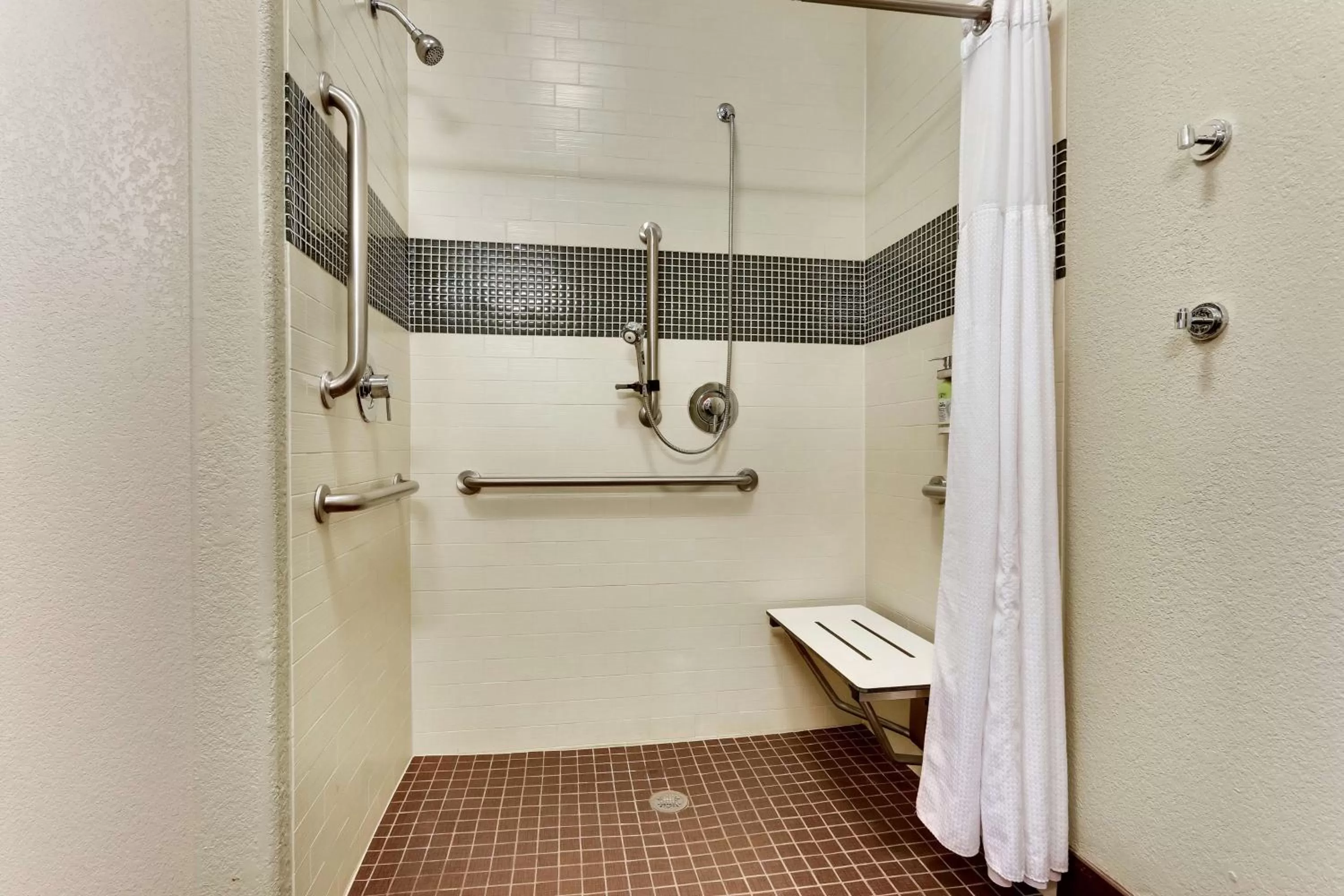 Queen Room with Two Queen Beds and Roll In Shower - Disability Access in Best Western Plus University Inn & Suites