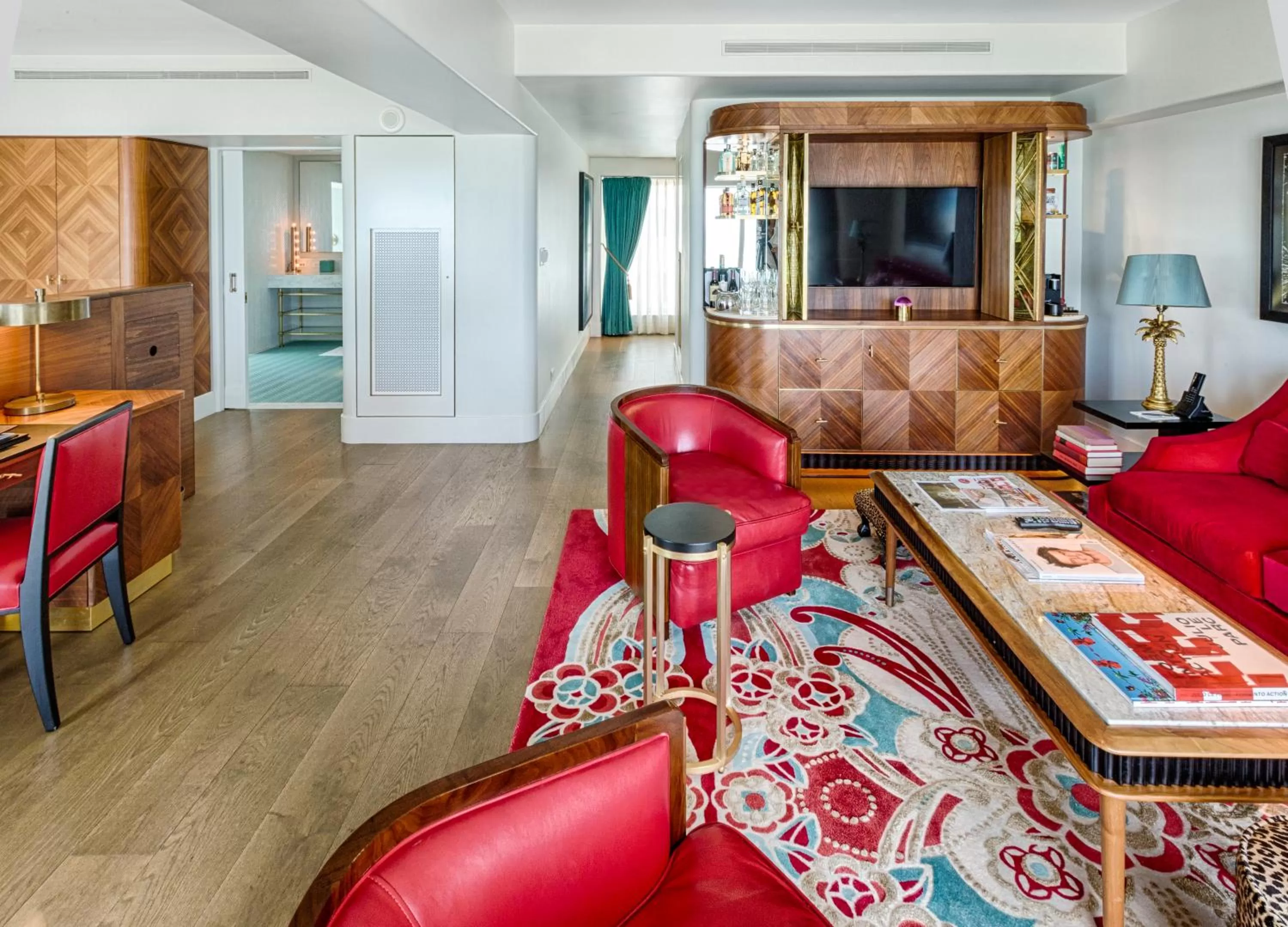Premier Corner Junior King Suite - Oceanfront in Faena Hotel Miami Beach