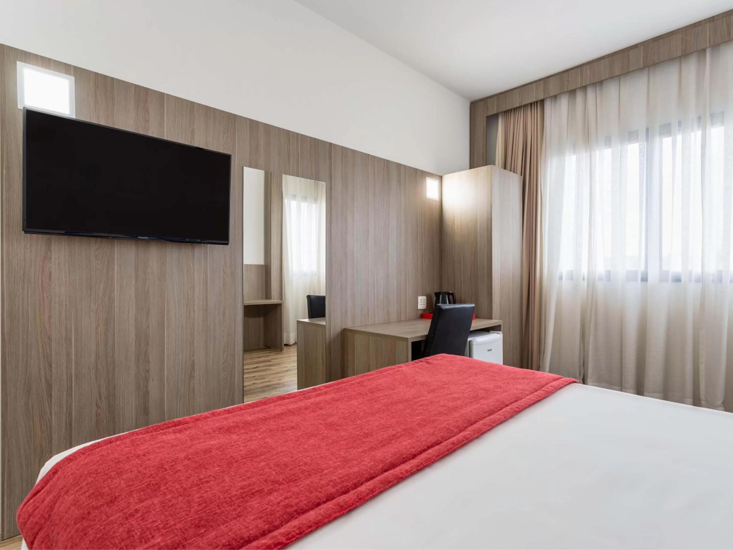 Standard Queen Room in Ramada Encore by Wyndham São Paulo Osasco