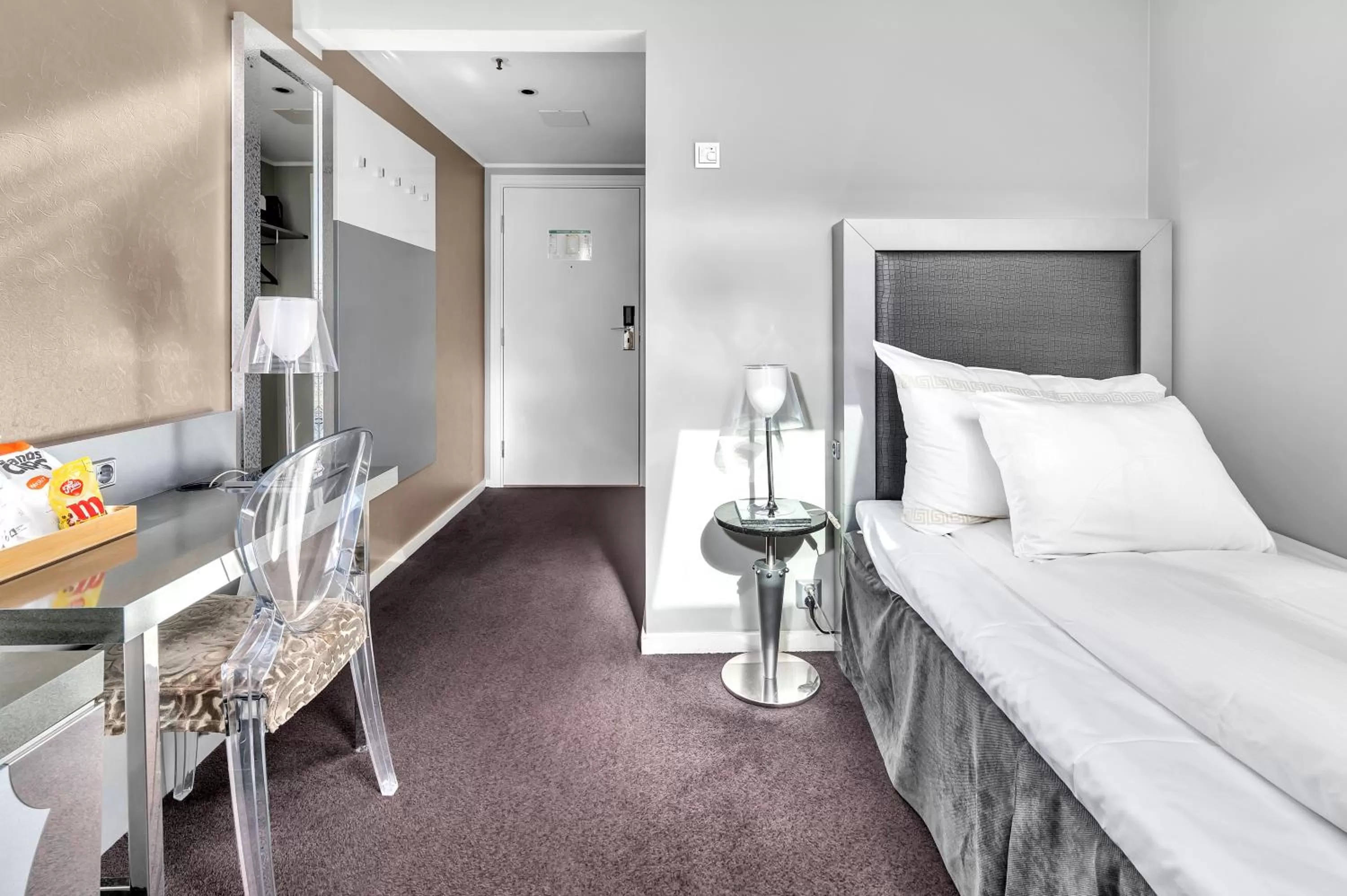 Economy Single Room in Clarion Hotel Ernst