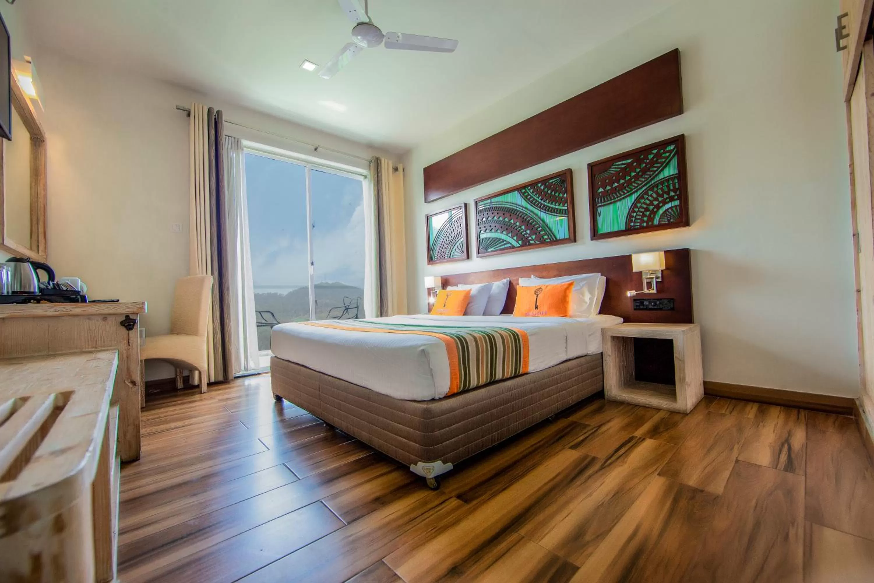 Superior Double or Twin Room with Mountain View - single occupancy in Skyloft Kandy by Aaradhya