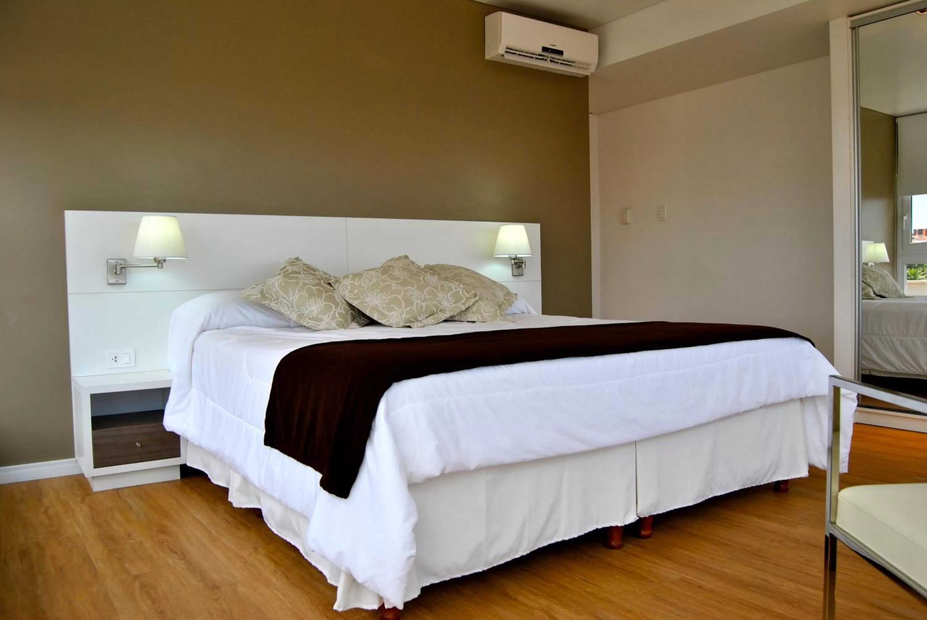 Suite in Hotel Castilla