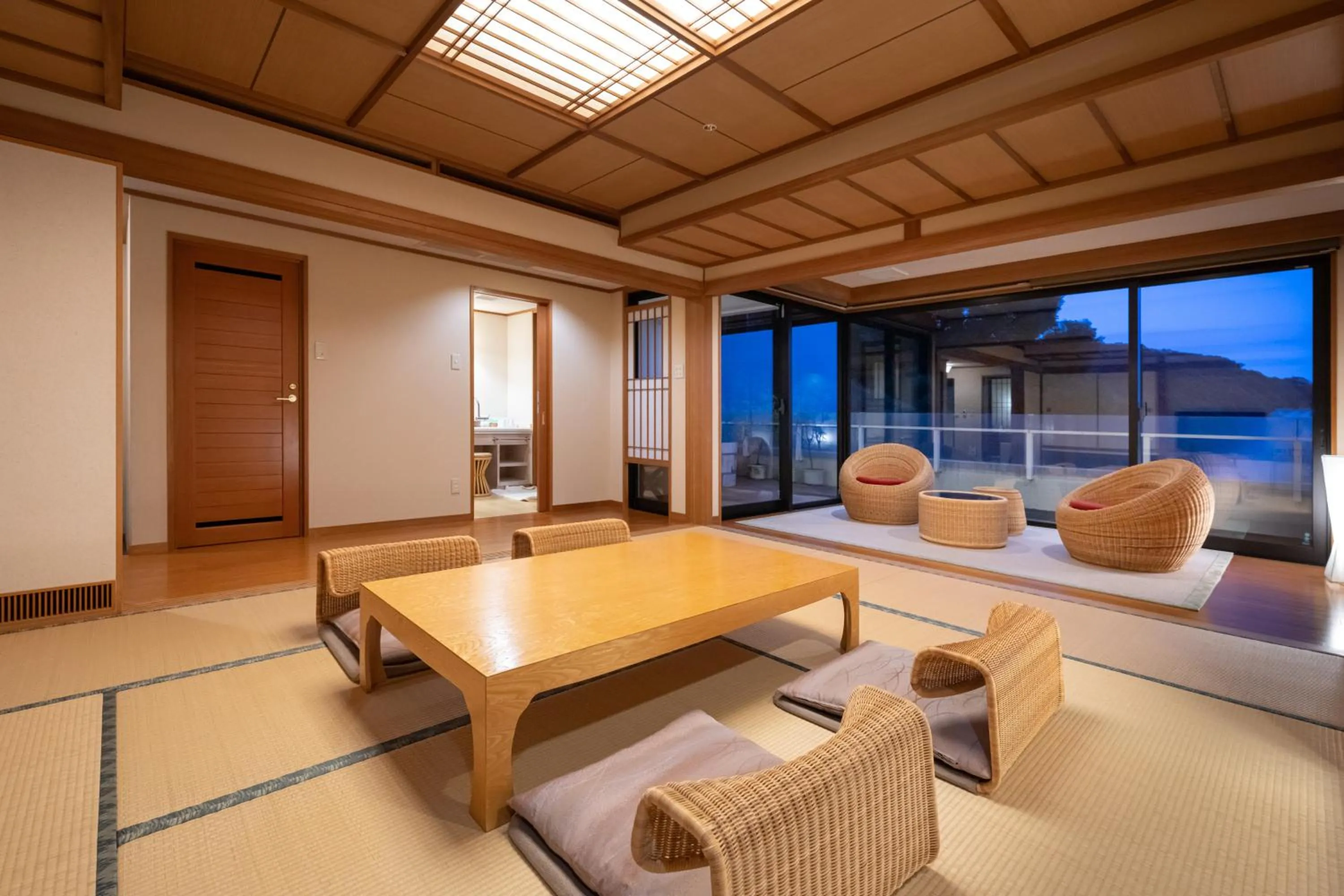 Premium Japanese-Style Room with Open-Air Bath - single occupancy - Top Floor in Kirishima Kokusai Hotel