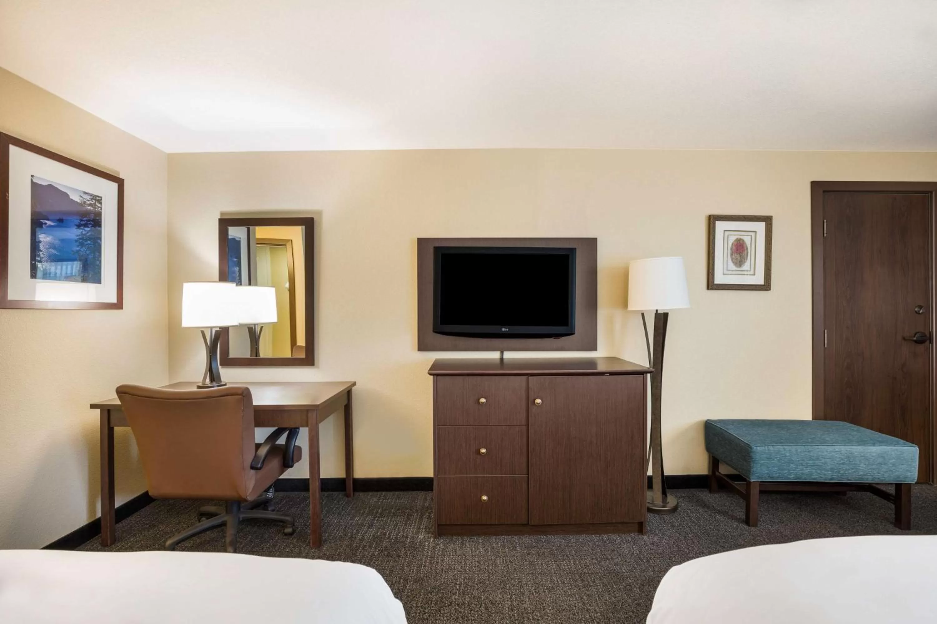 Queen Room with Two Queen Beds in Best Western Windsor Inn