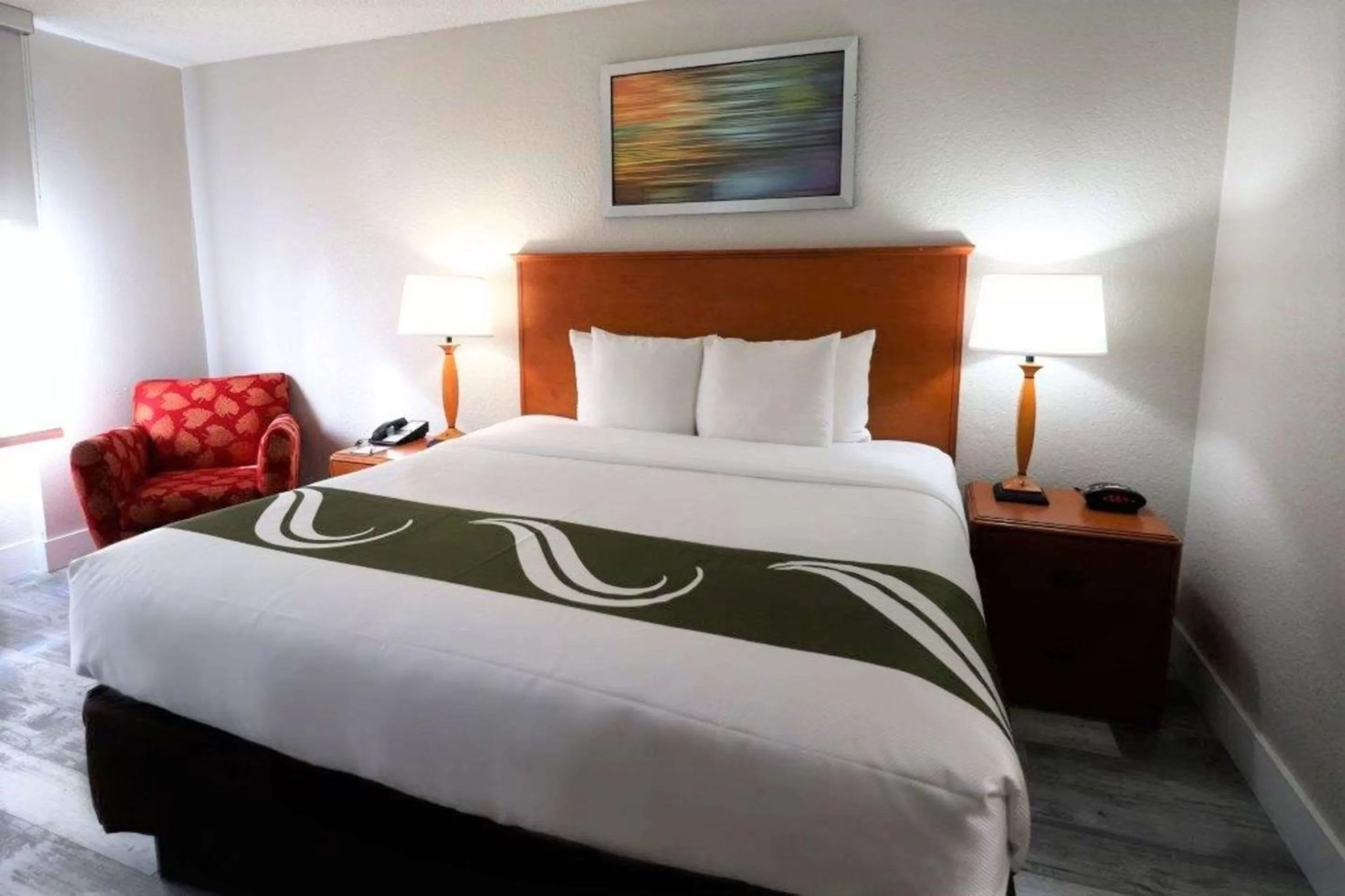 King Room in Quality Inn Miami Airport - Doral