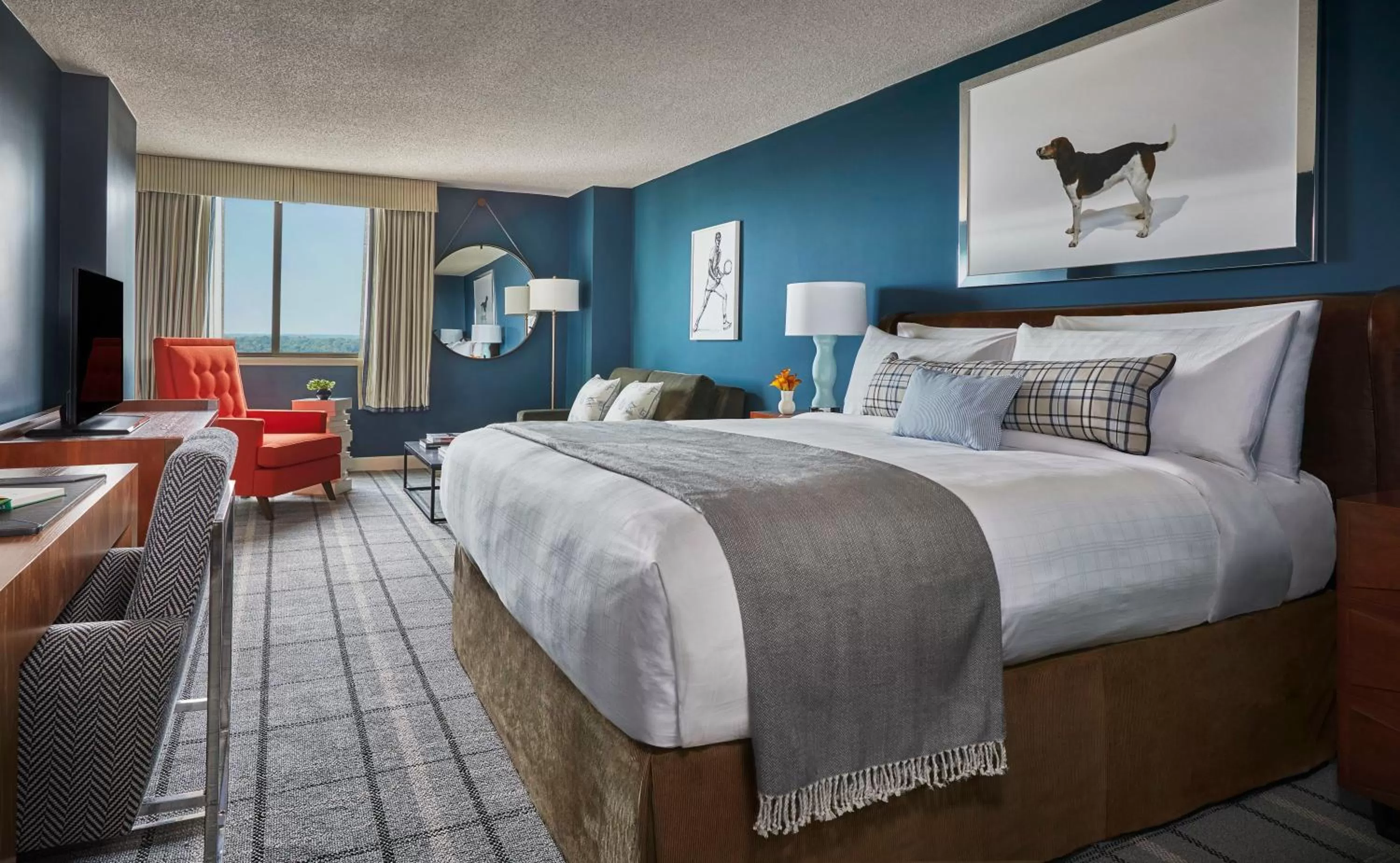 Deluxe King Room - Non-Smoking in Graduate Richmond