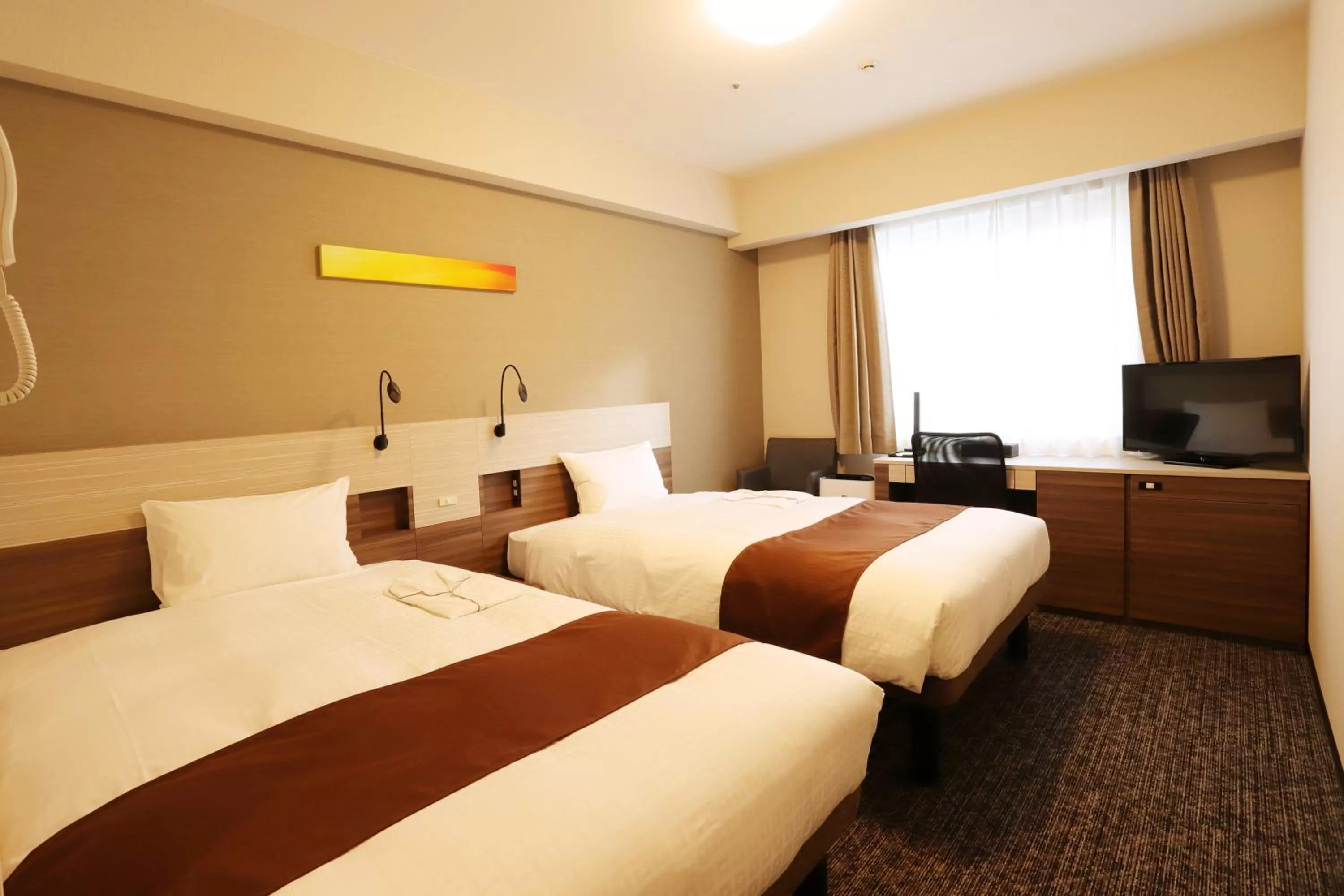 Standard Twin Room - Smoking in Smile Hotel Premium Osaka Hommachi